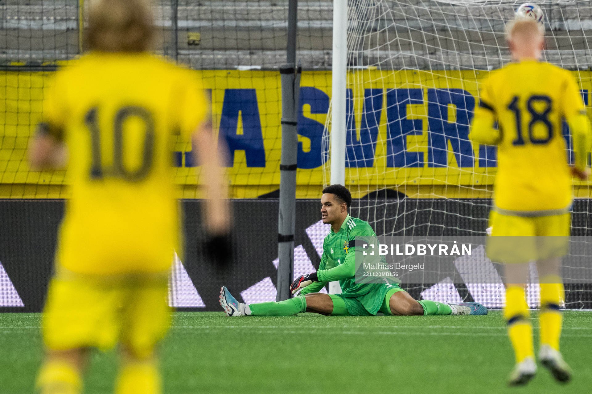 goalkeeper Oliver Dovin of Sweden looks dejected
