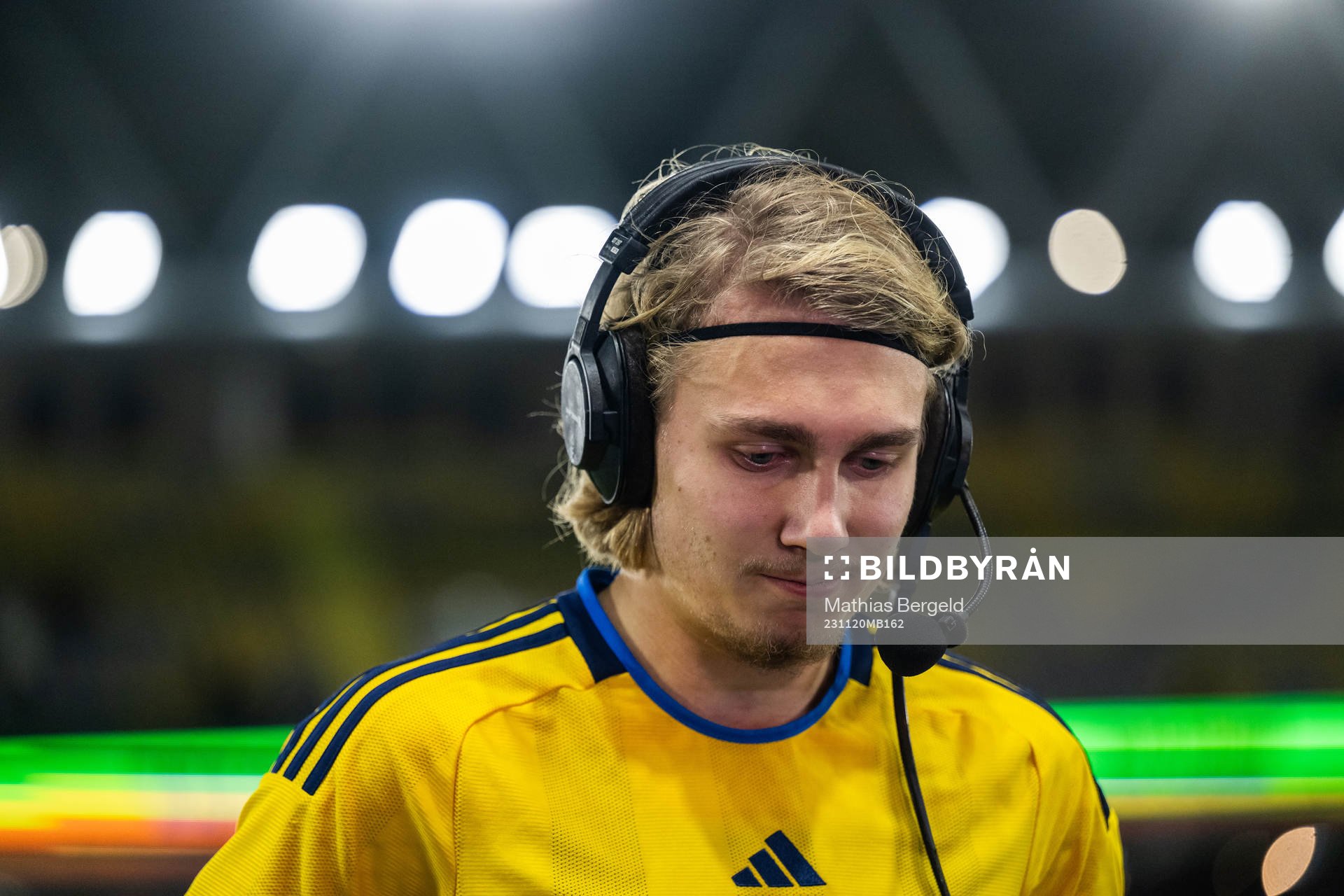 Sebastian Nanasi of Sweden is interviewed at half time