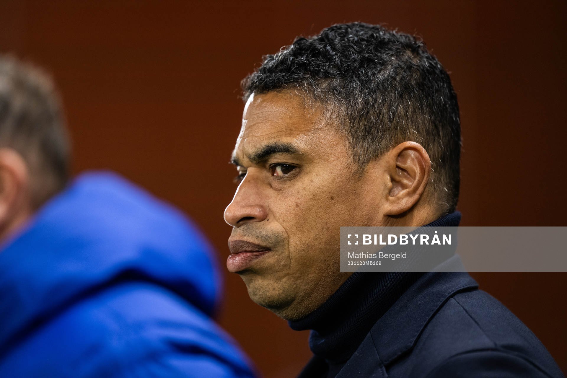 Head coach Michael Reiziger of Netherlands during line-up ahead of the UEFA European Under-21 Qualifier football match between Sweden and Netherlands on November 20, 2023 in Borås. 