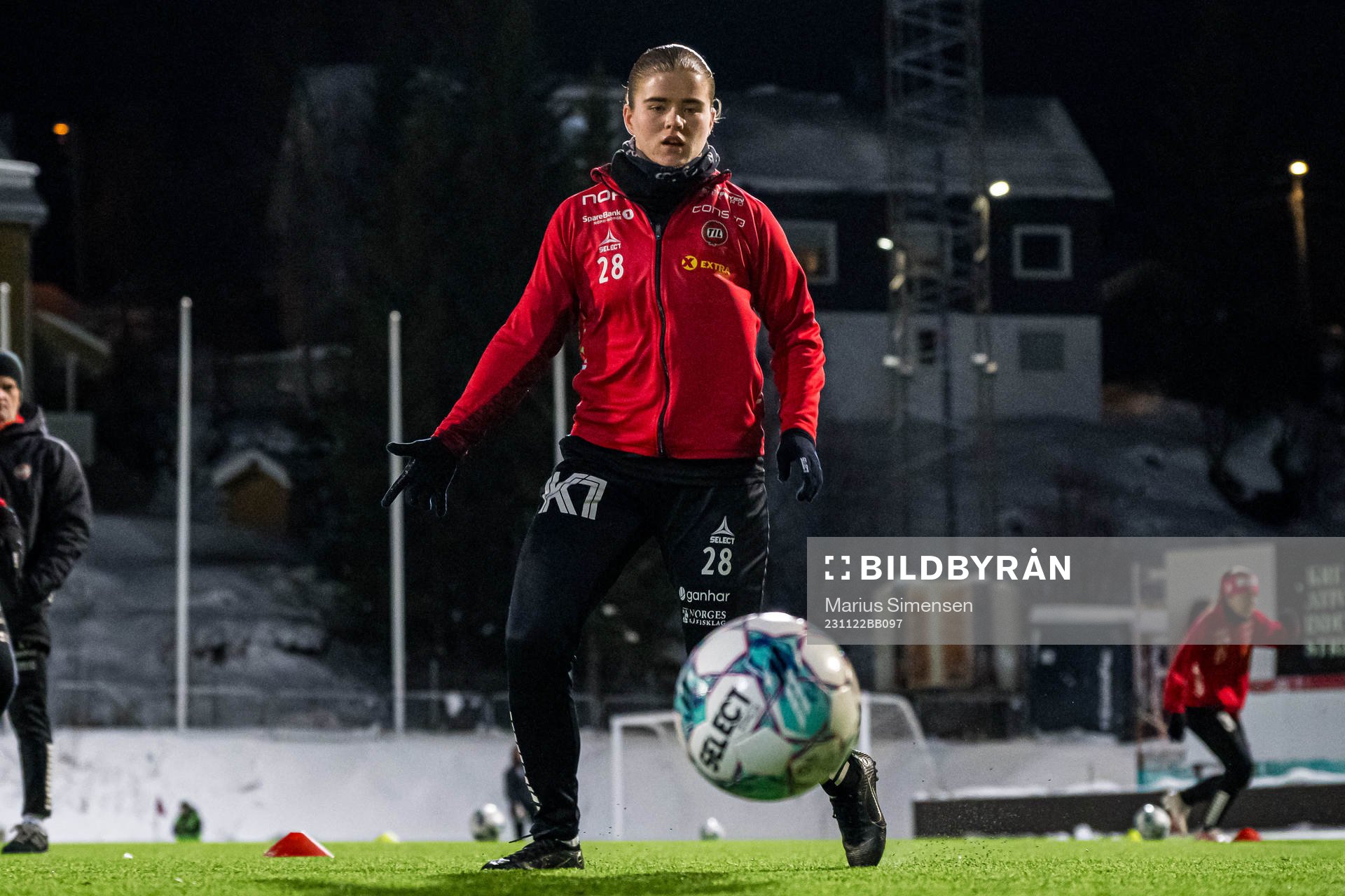 Ina Birkelund of TIL 2020 warms up