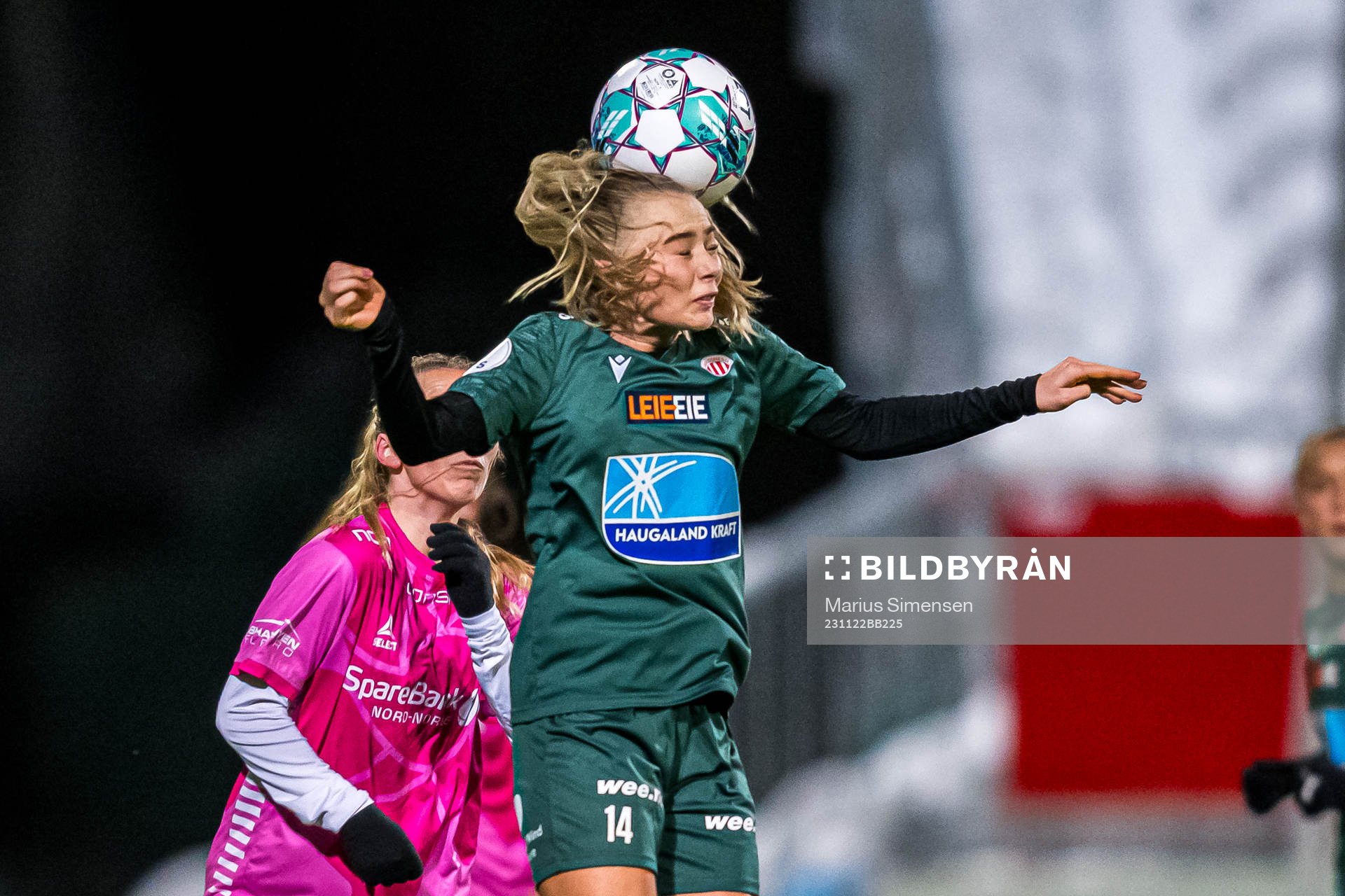 Sandra Østenstad of Avaldsnes during the Toppserien playoff football match between TIL 2020 and Avaldsnes on November 22, 2023 in Tromsø.