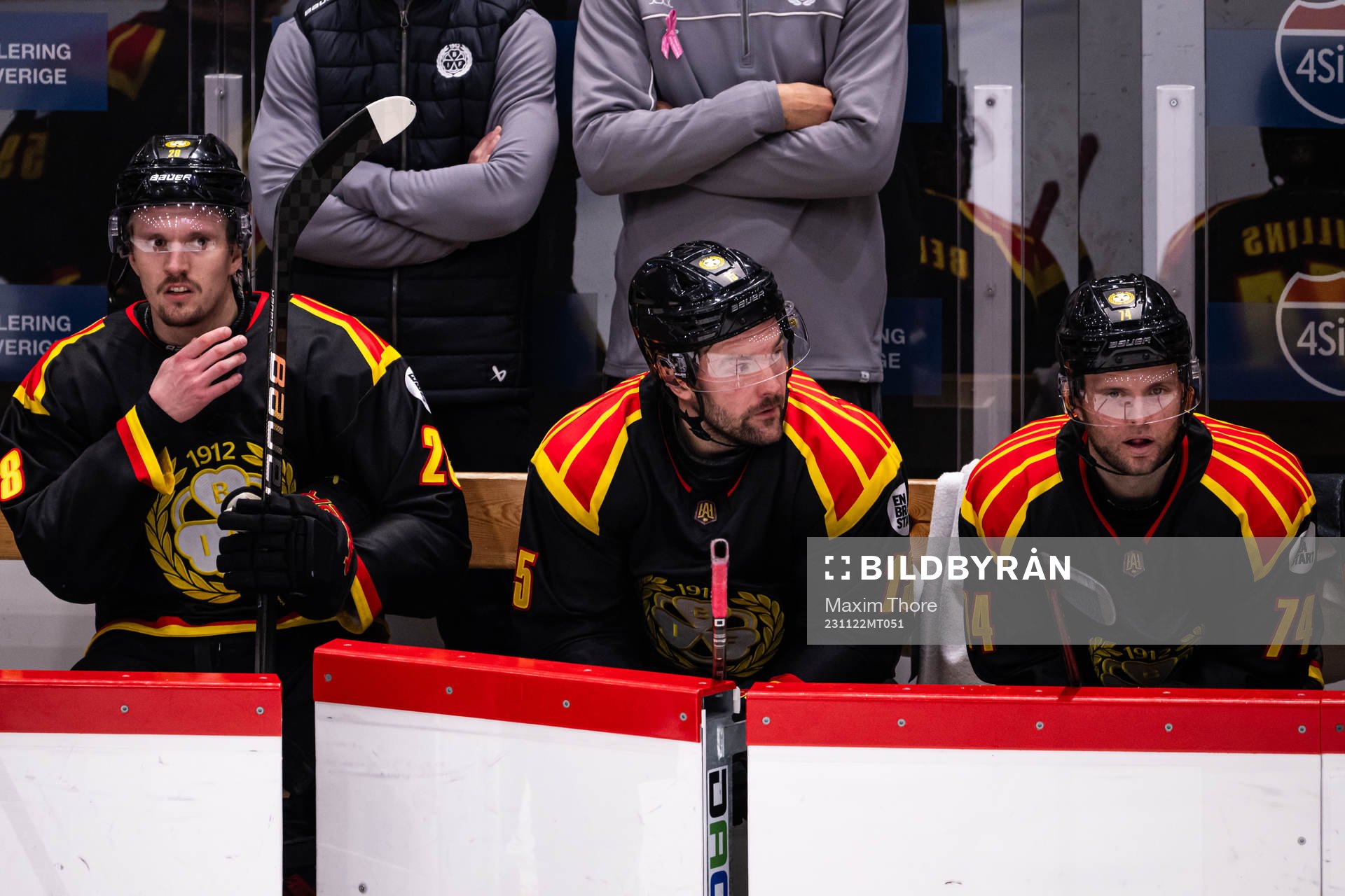 Brynäs Simon Bertilsson på bänken