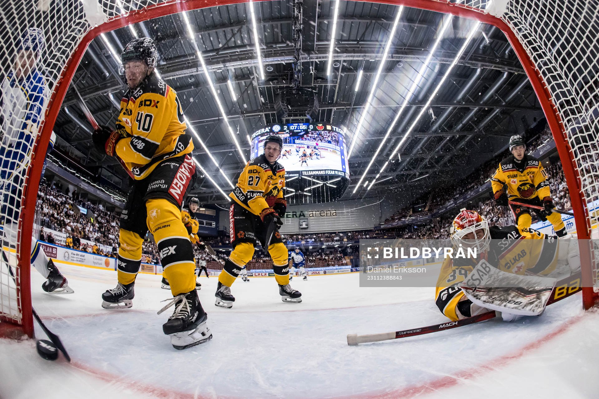 3-0 av Leksands Peter Cehlarik bakom Luleås målvakt Joel