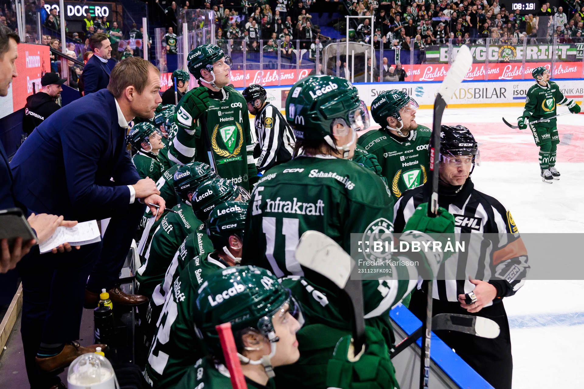 Färjestads tränare Thomas Mitell och Domare Mikael