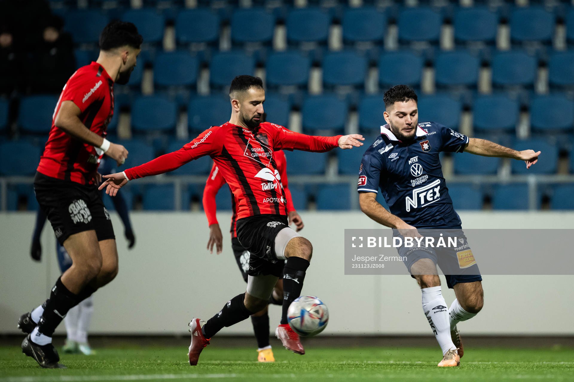 Nordic Uniteds Gabriel Aphrem och Örgrytes Edi Sylisufaj