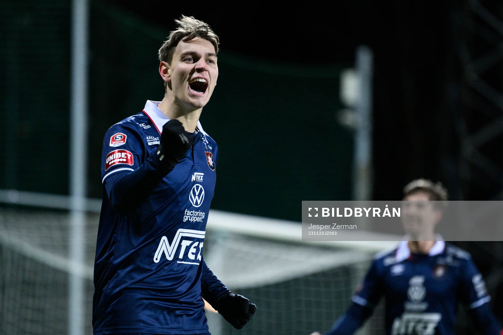 Örgrytes Noah Christoffersson jublar