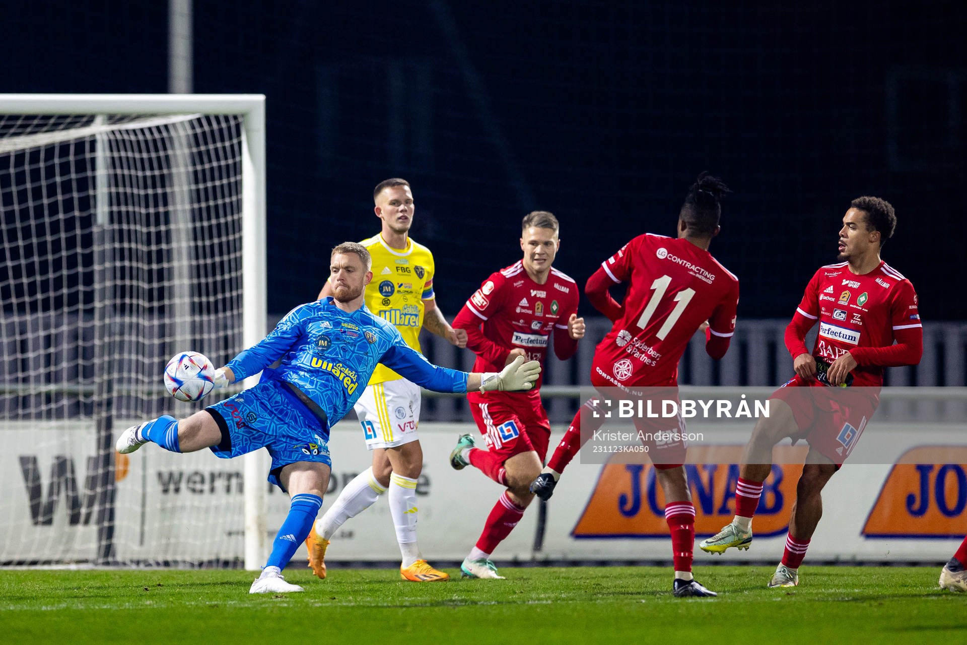 Falkenbergs målvakt Tim Erlandsson