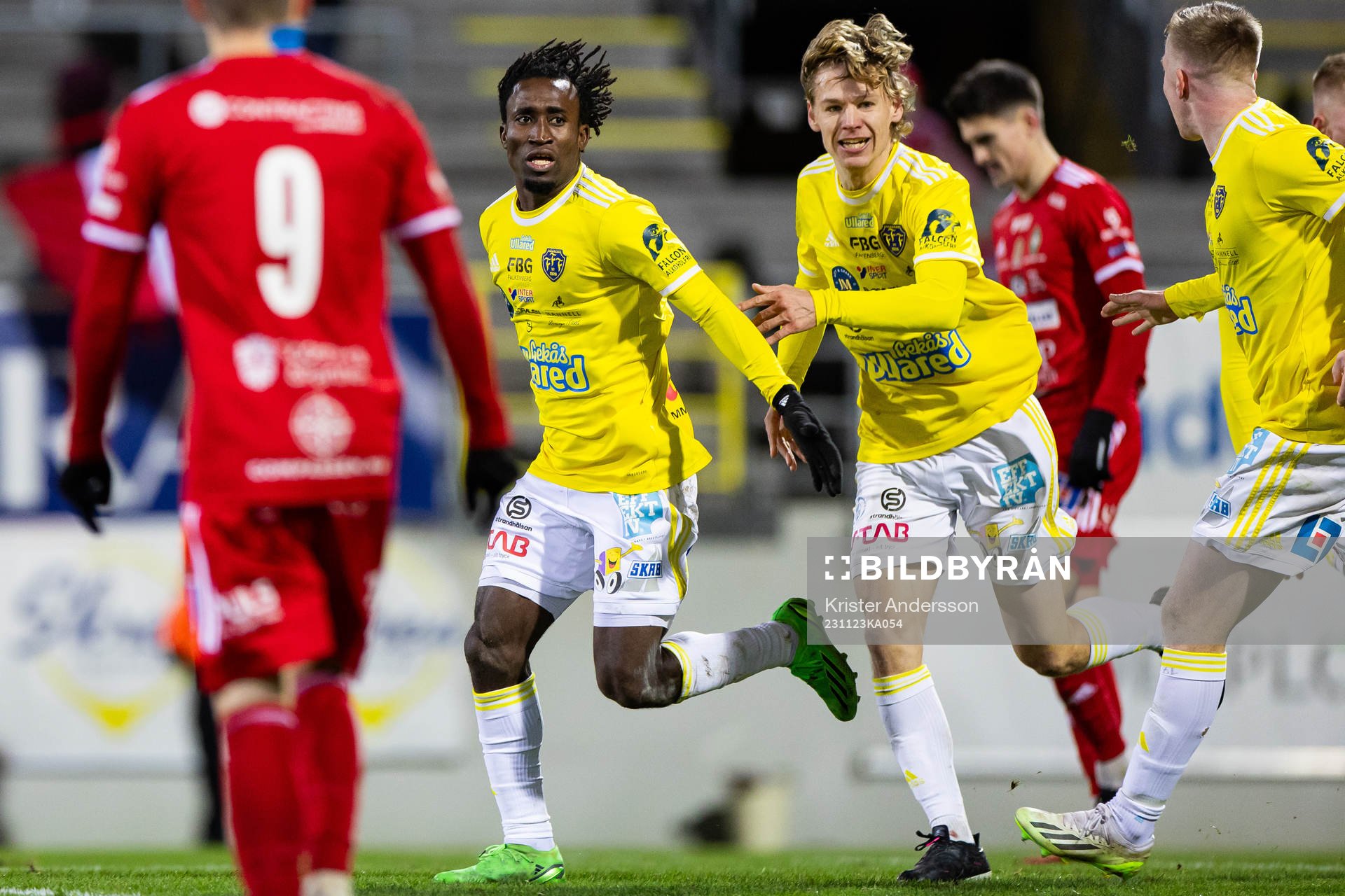 Falkenbergs Godwin Aguda jublar