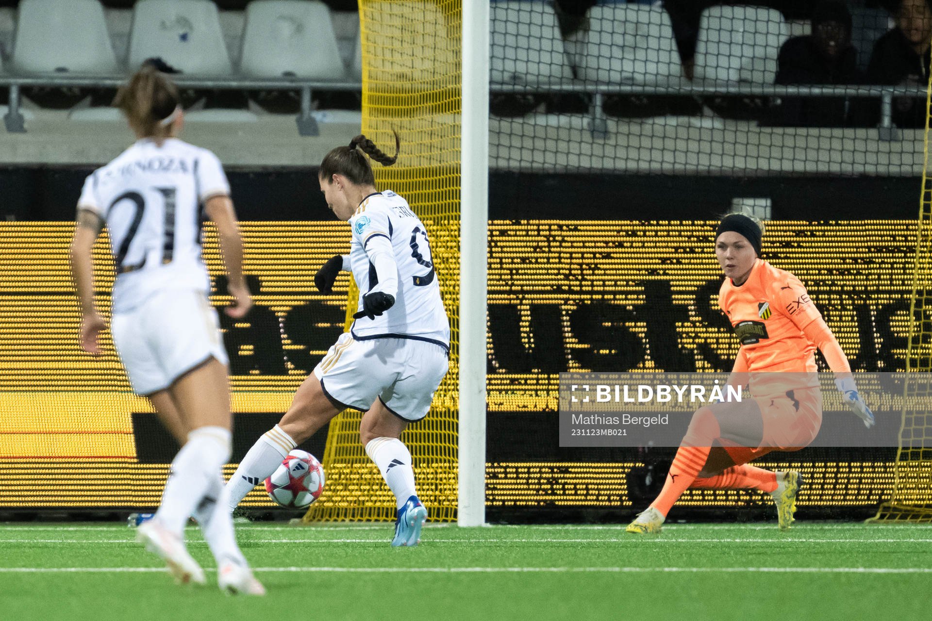 Signe Bruun of Real Madrid scores the 0-1 goal behind