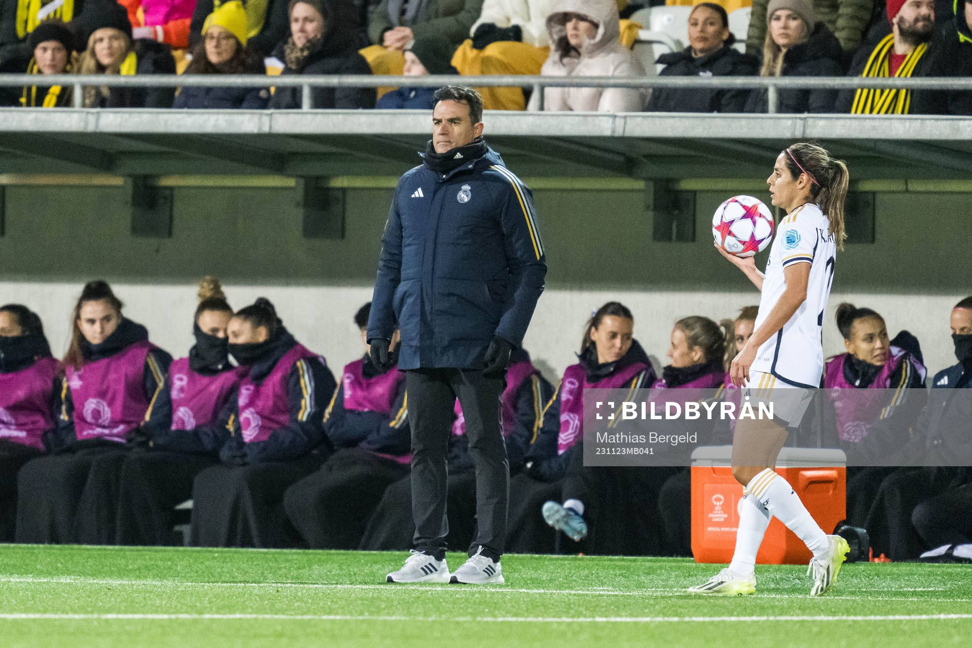 Head coach Alberto Toril of Real Madrid during the UEFA Women's Champions League football match between Häcken and Real Madrid on November 23, 2023 in Gothenburg. 
