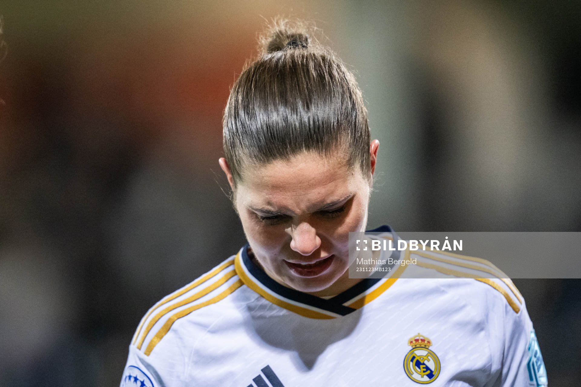Signe Bruun of Real Madrid in pain