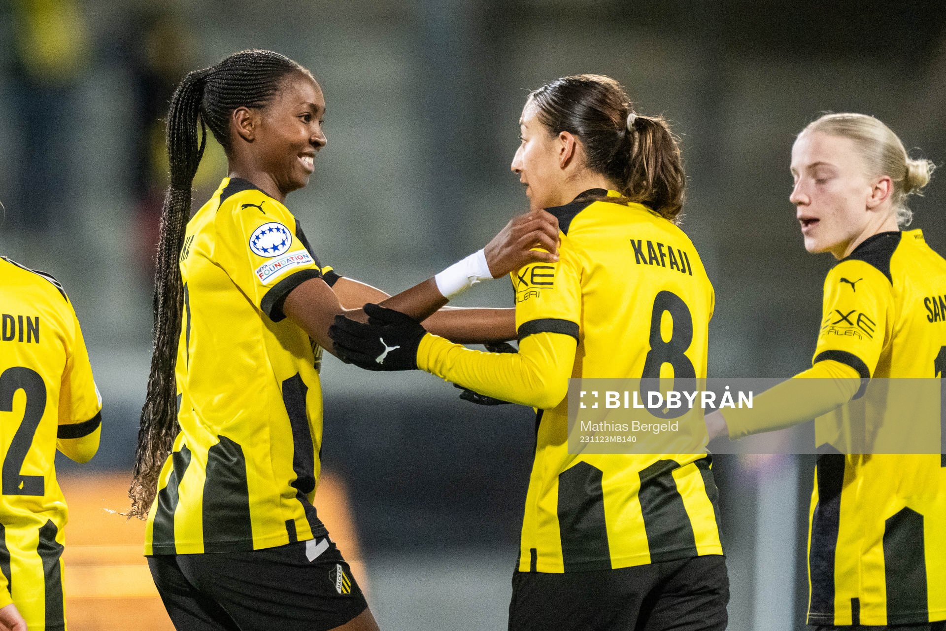 Aisha Masaka and Rusul Rosa Kafaji of Häcken celebrate