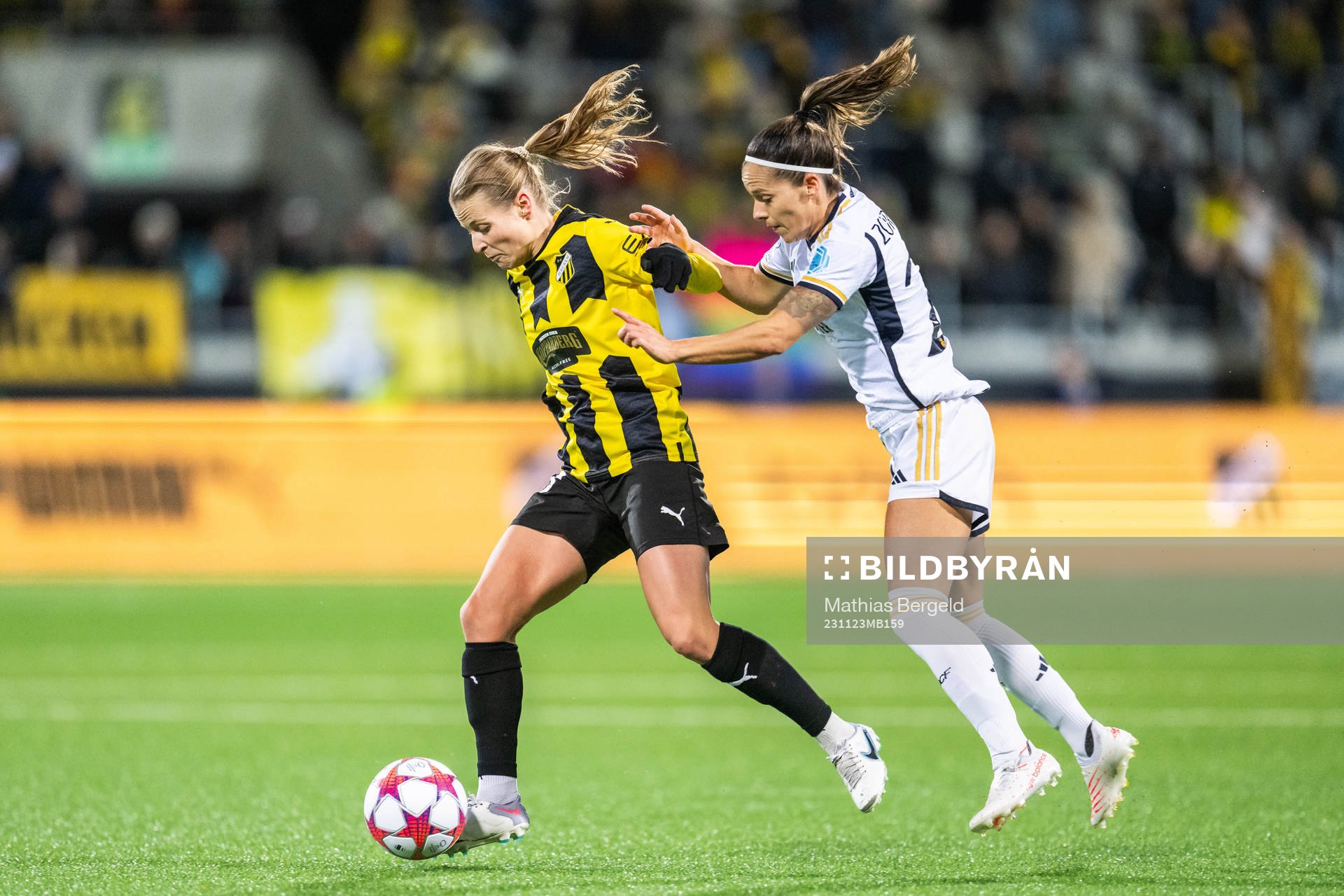 Anna Anvegård of Häcken and Zornoza of Real Madrid