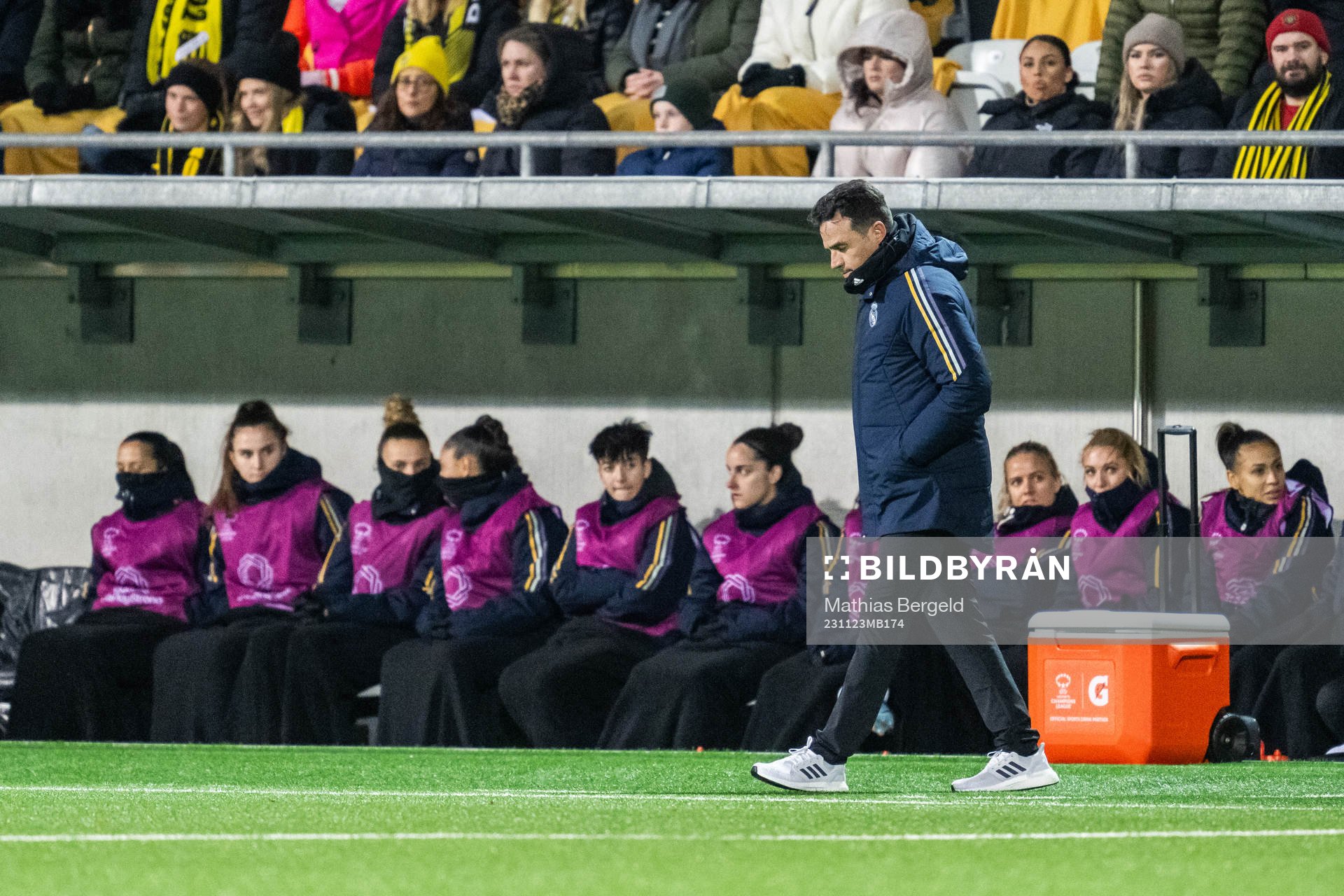 Head coach Alberto Toril of Real Madrid