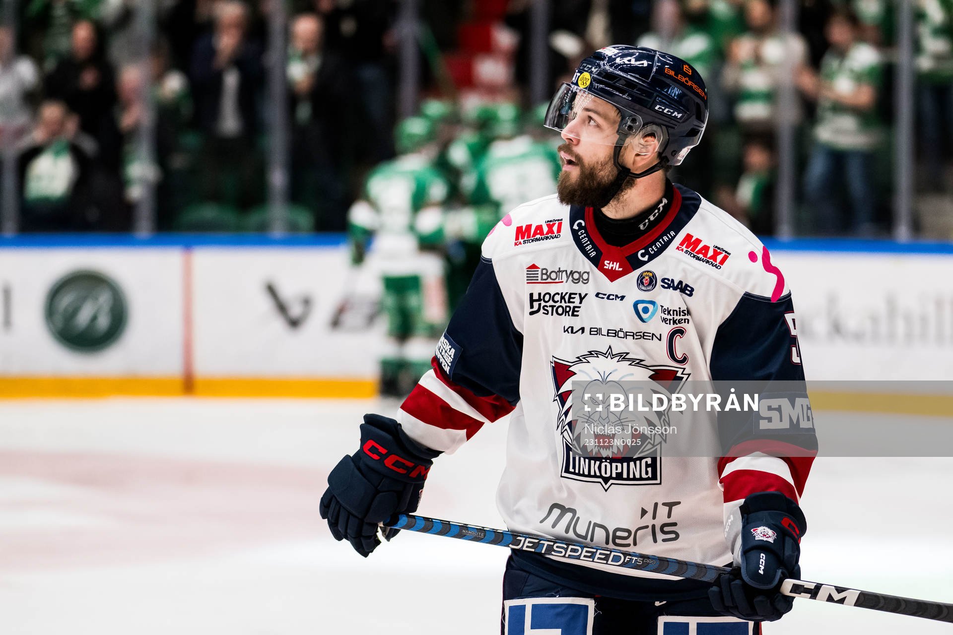 Linköpings Oscar Fantenberg deppar