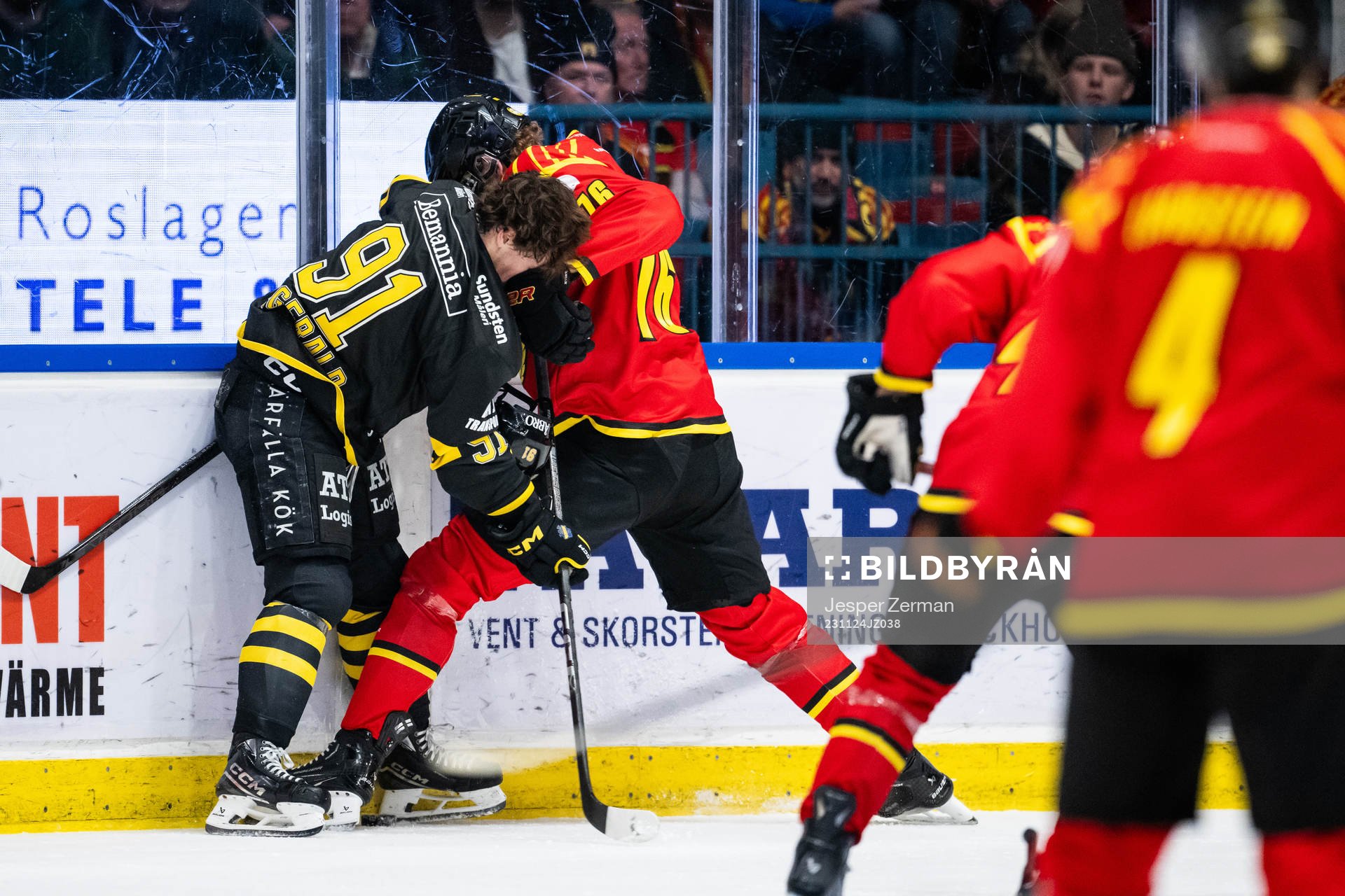 AIKs Gerry Fitzgerald och Brynäs Oskar Kvist