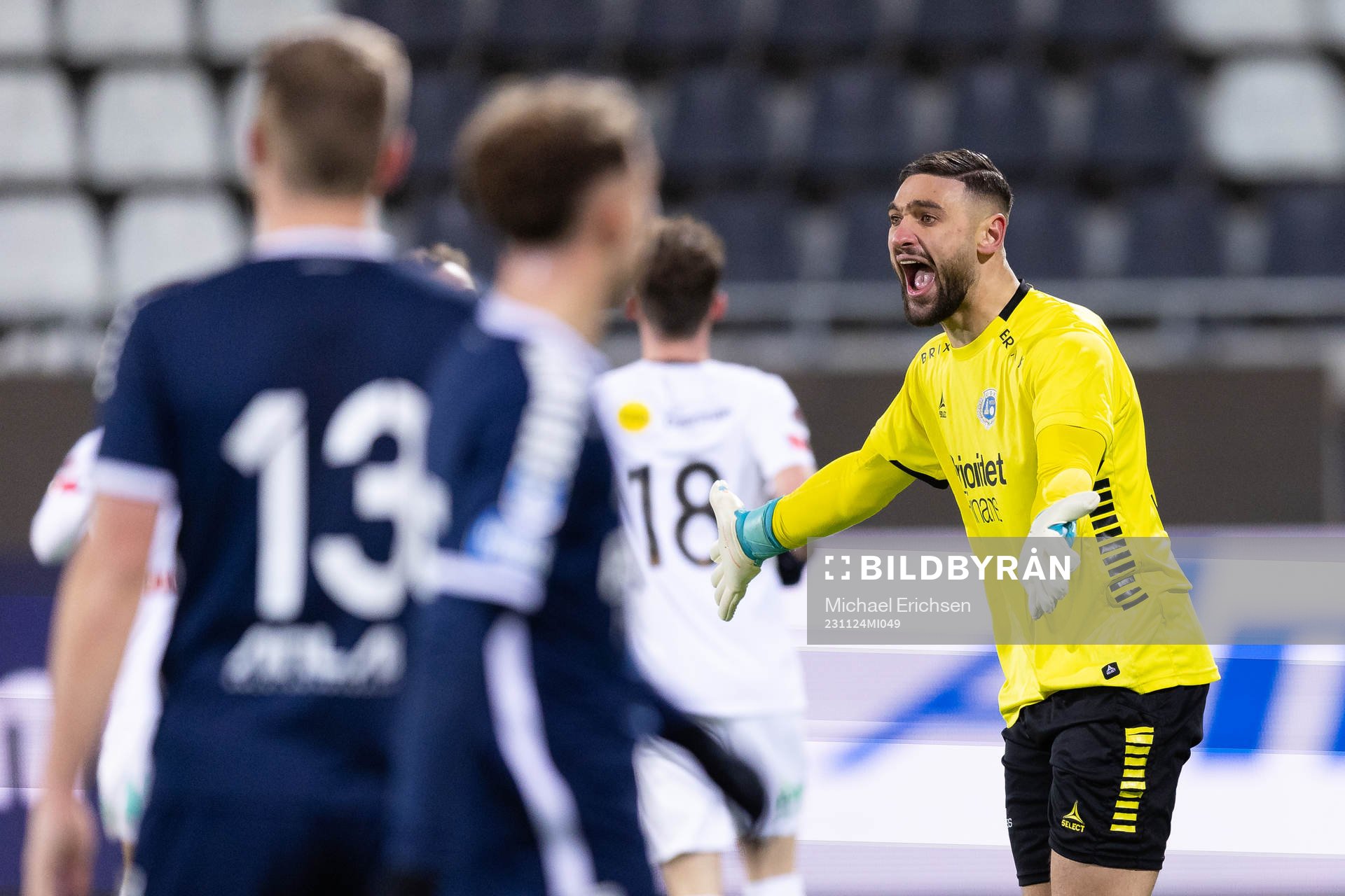 Utsiktens målvakt Elias Hadaya deppar