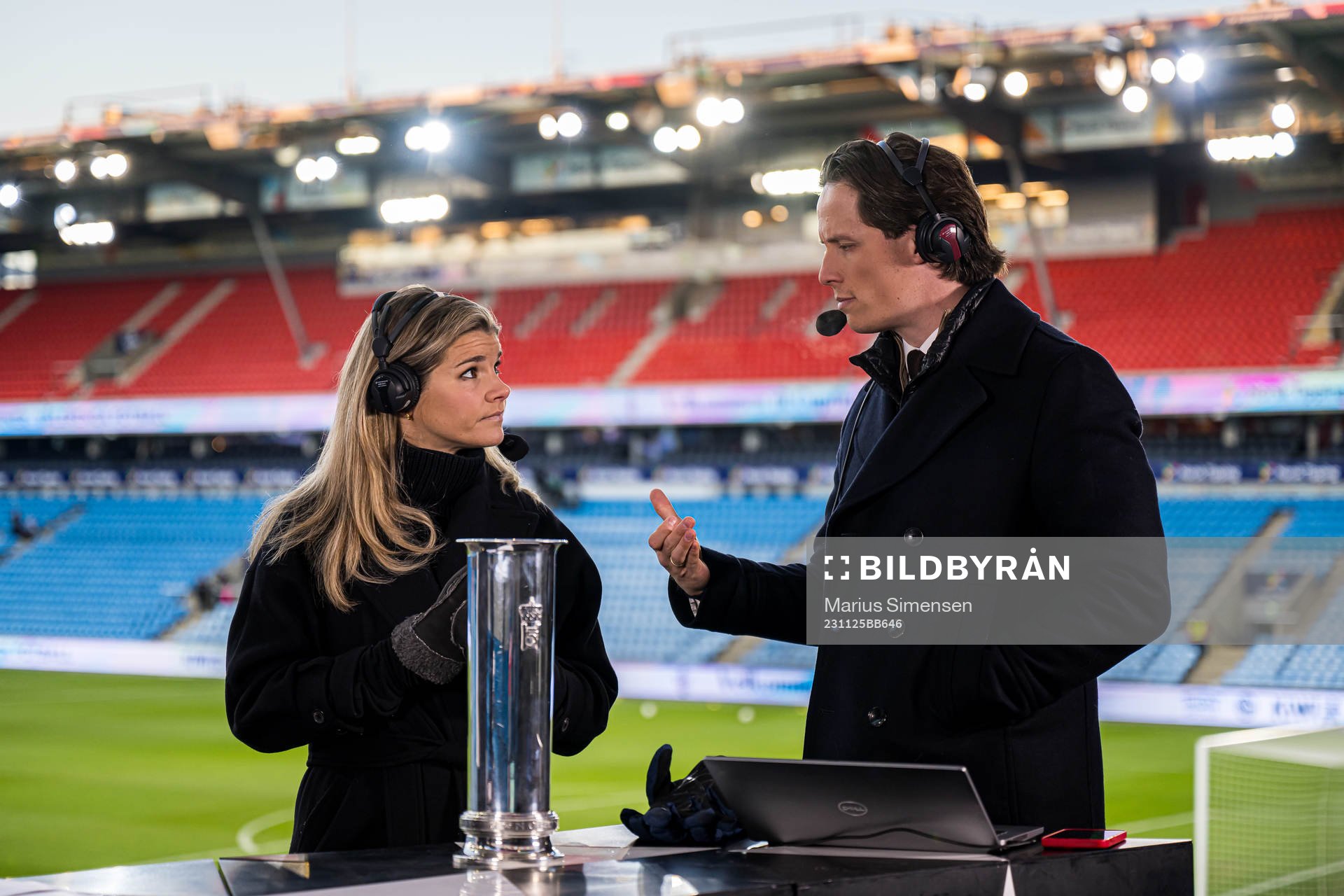 Andrine Hegerberg of Brann and Emil Gukild of NRK