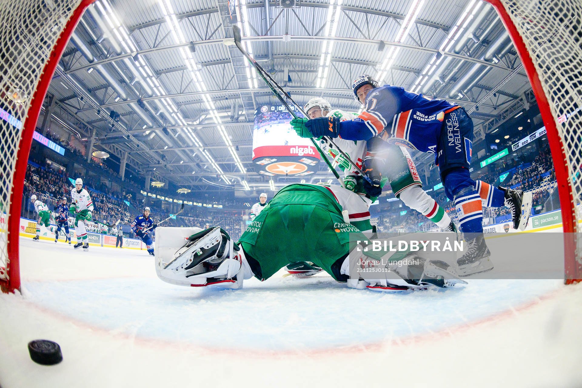 Växjös Emil Sylvegård gör mål 1-0