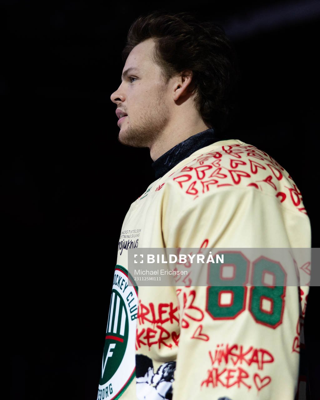 Frölundas Malte Strömwall på line up innan