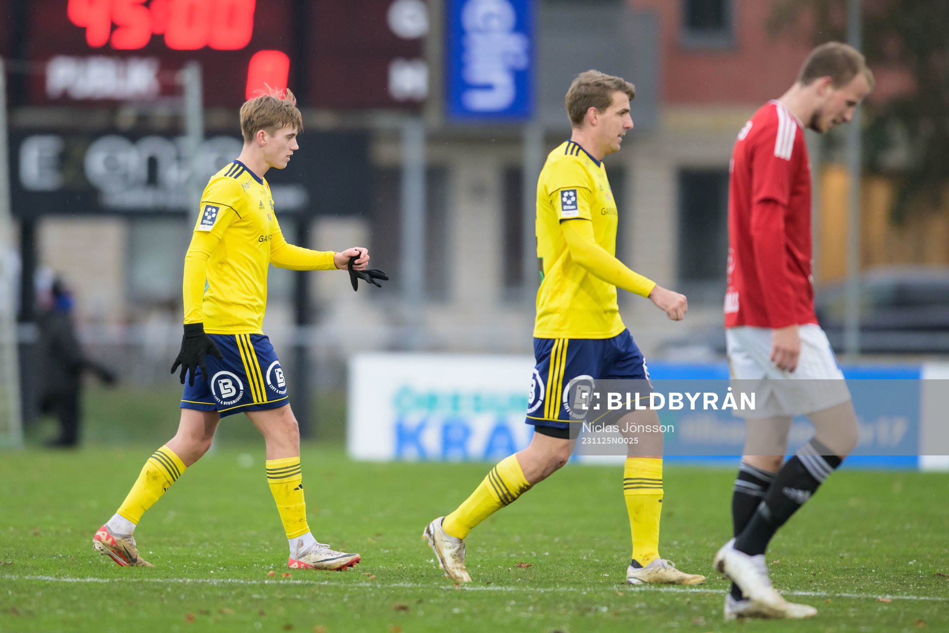 Ängelholms Jens Magnusson och Johan Oremo deppar