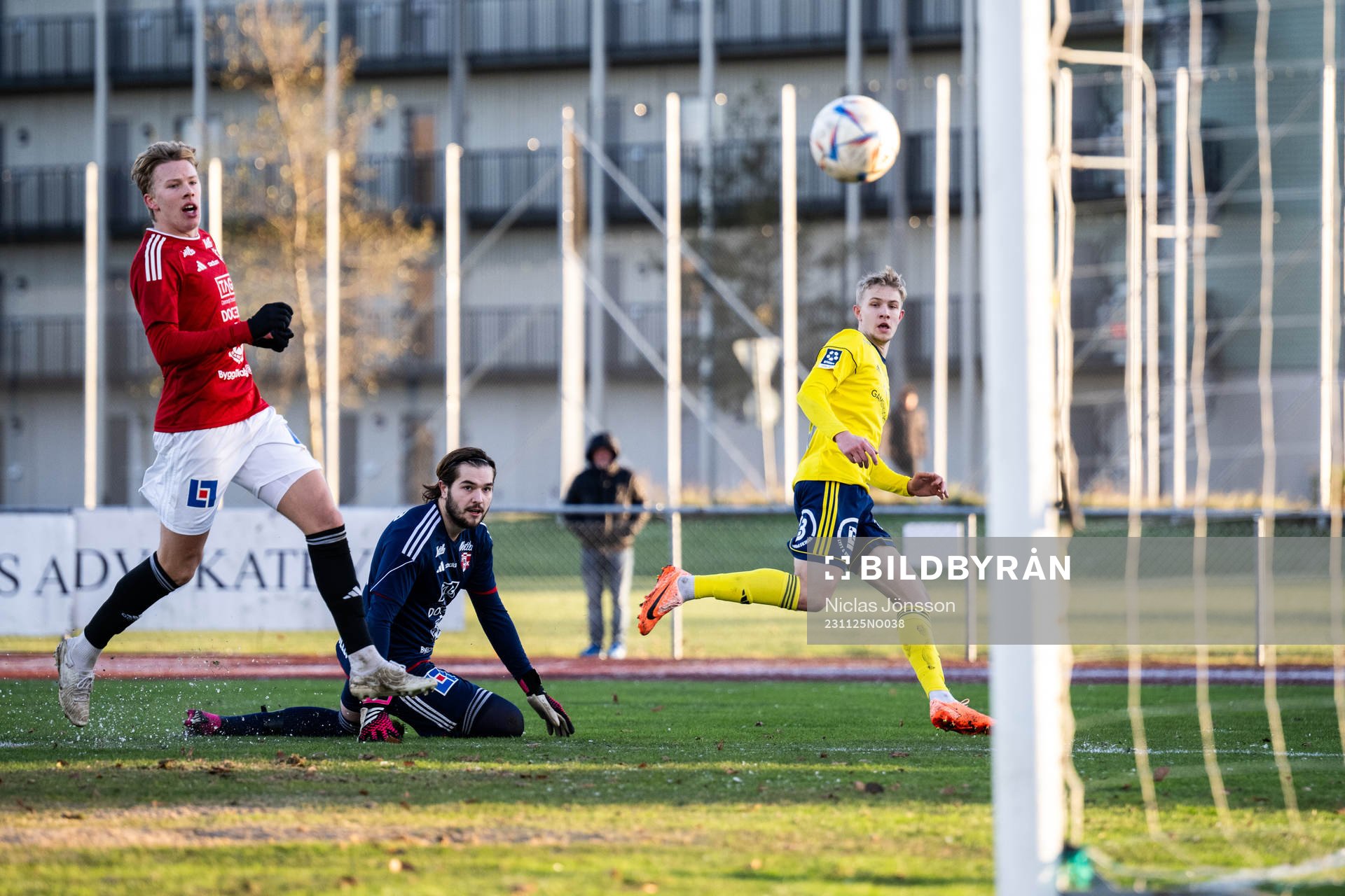 Ängelholms Tim Amilon Persson gör 1-1
