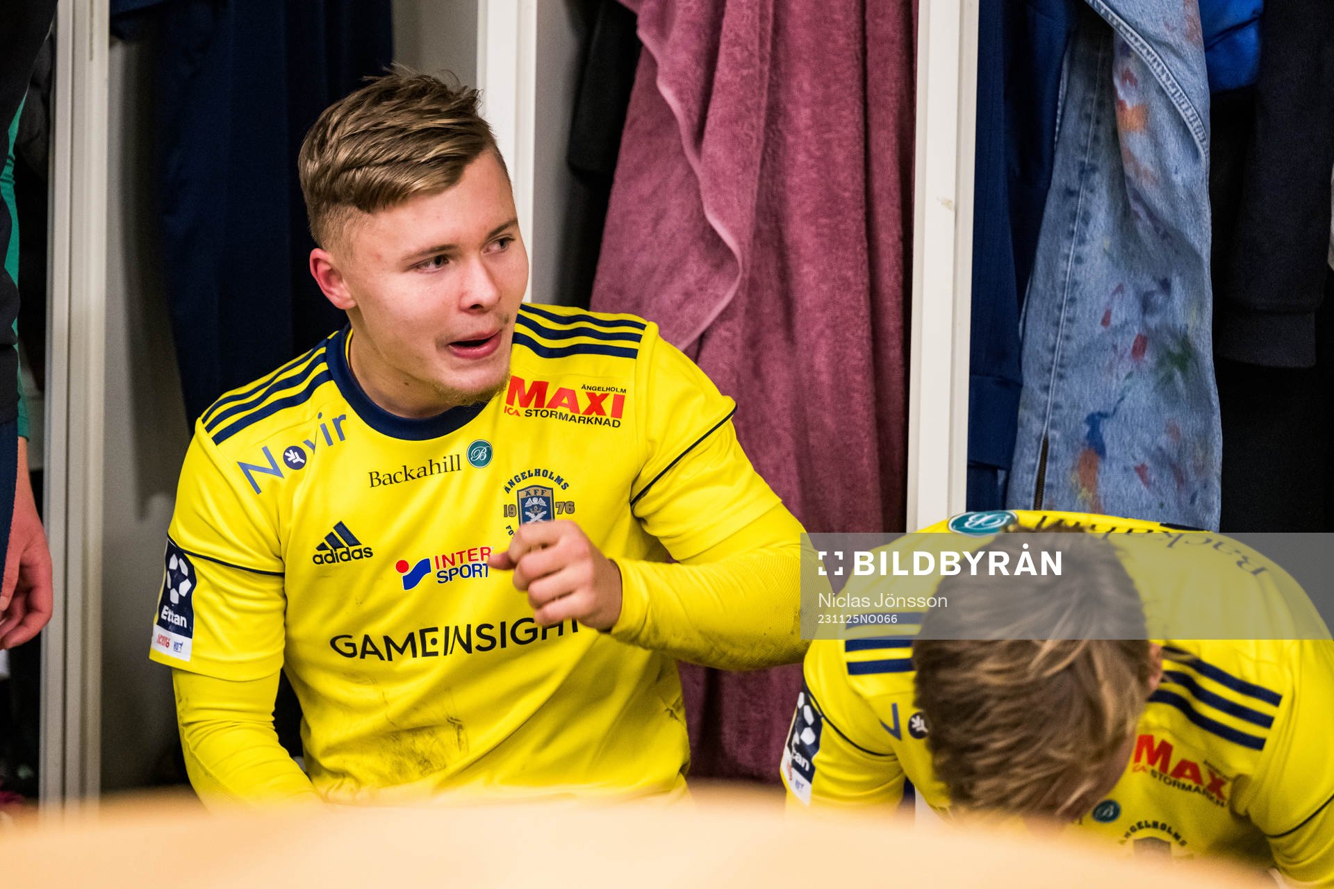 Ängelholms Vincent Sundberg efter  kvalet till Ettan södra mellan Ängelholm och Karlstad den 25 november 2023 i Ängelholm. 