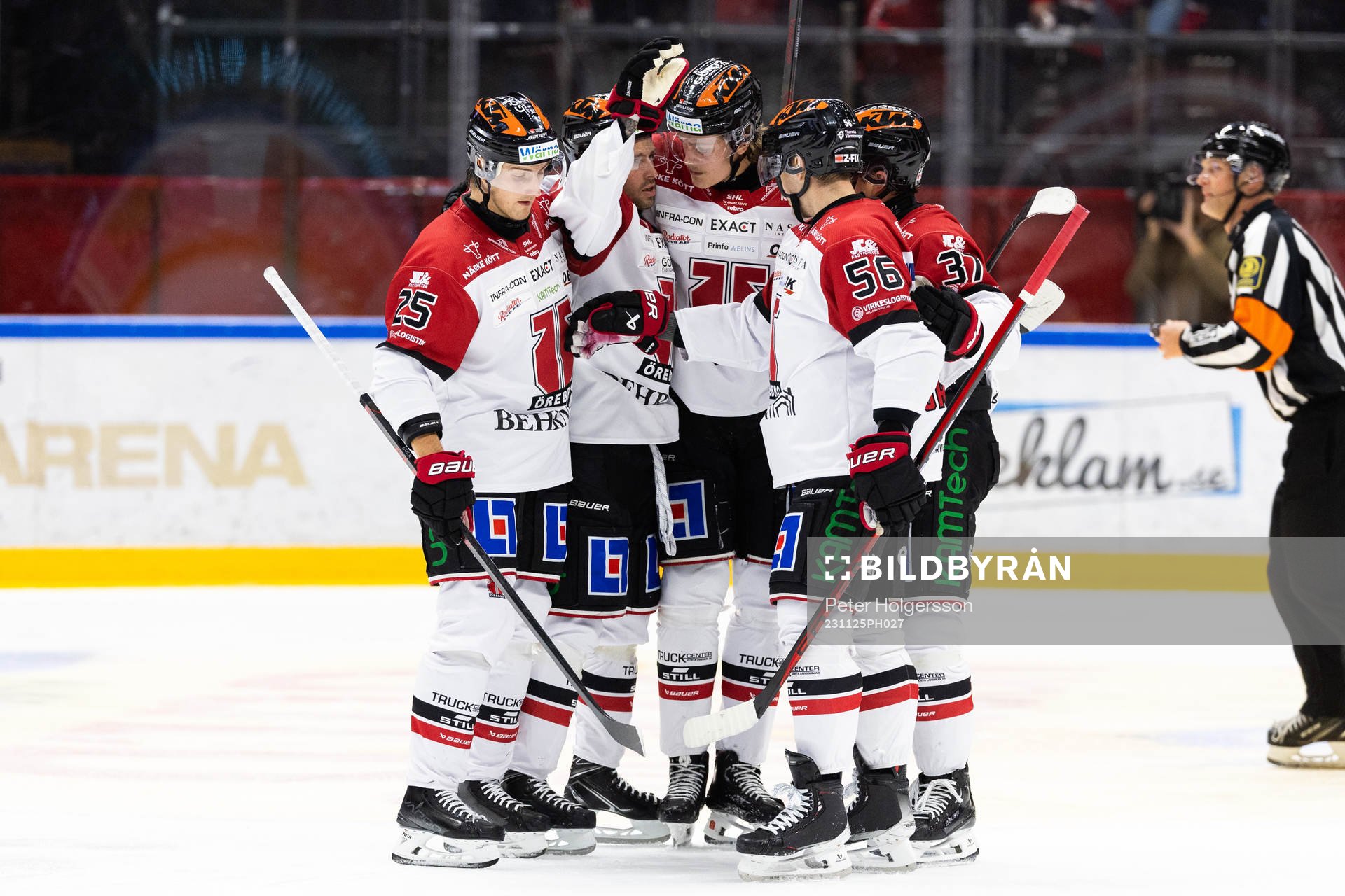 Örebros Milton Oscarson jublar
