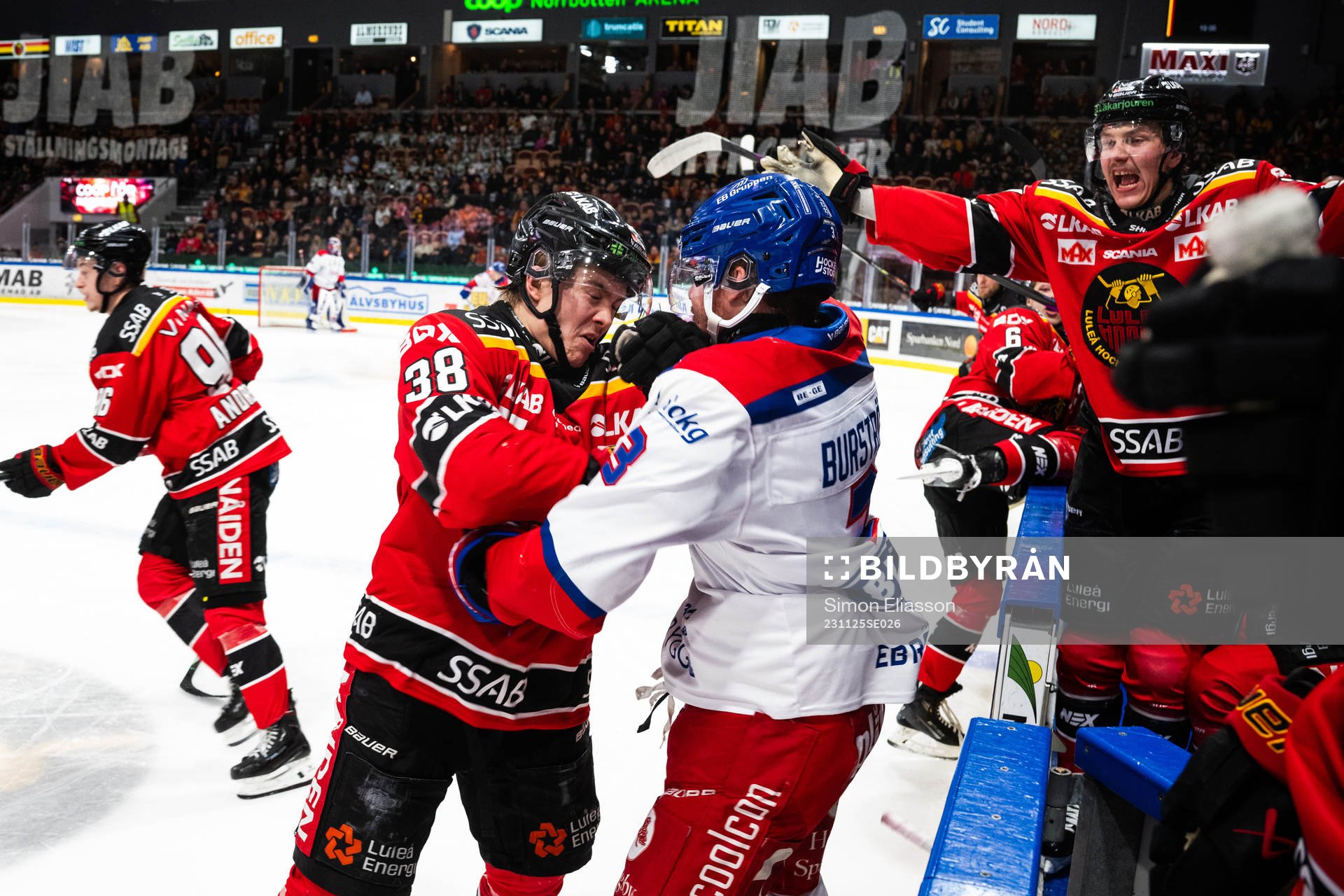 Luleås Olli Nikupeteri och Oskarshamns Niclas Burström