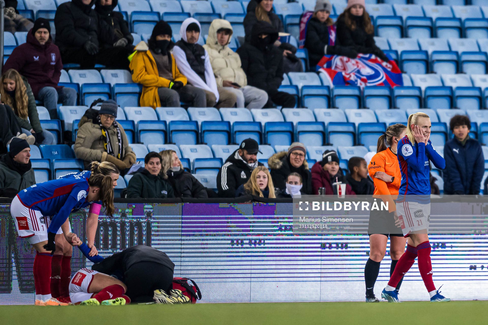 Karina Sævik of Vålerenga reacts