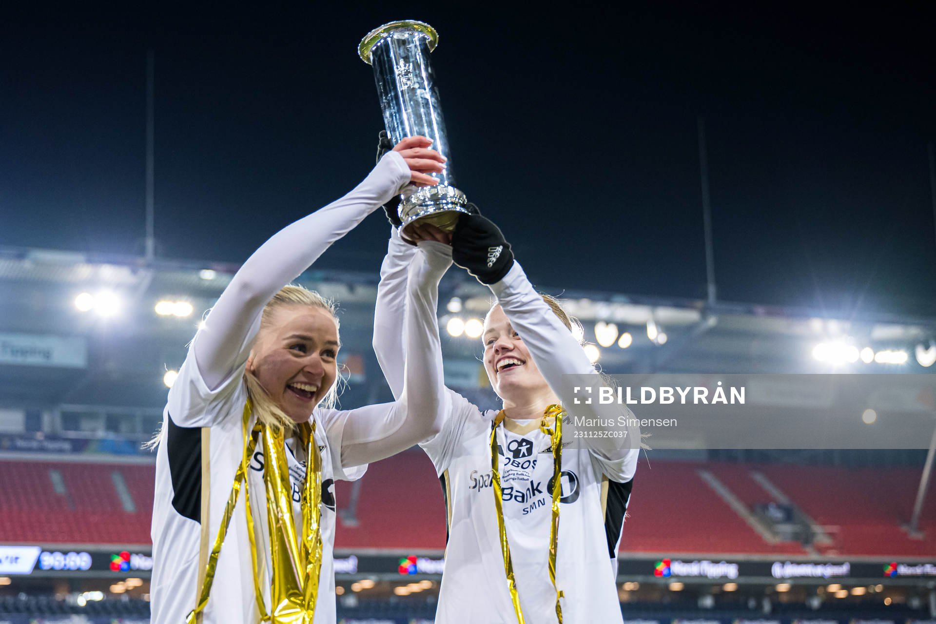 Anna Jøsendal and Mathilde Harviken of Rosenborg