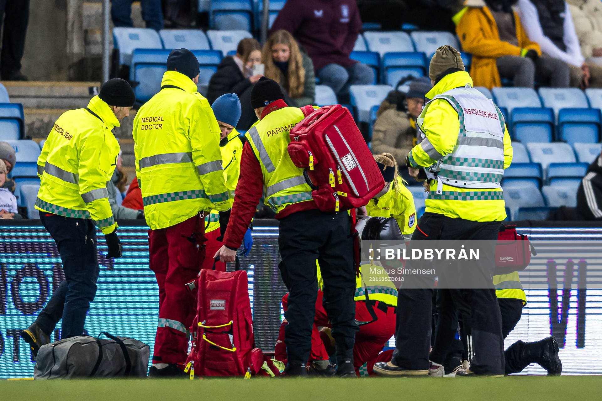 Mimmi Löfwenius Veum of Vålerenga in pain