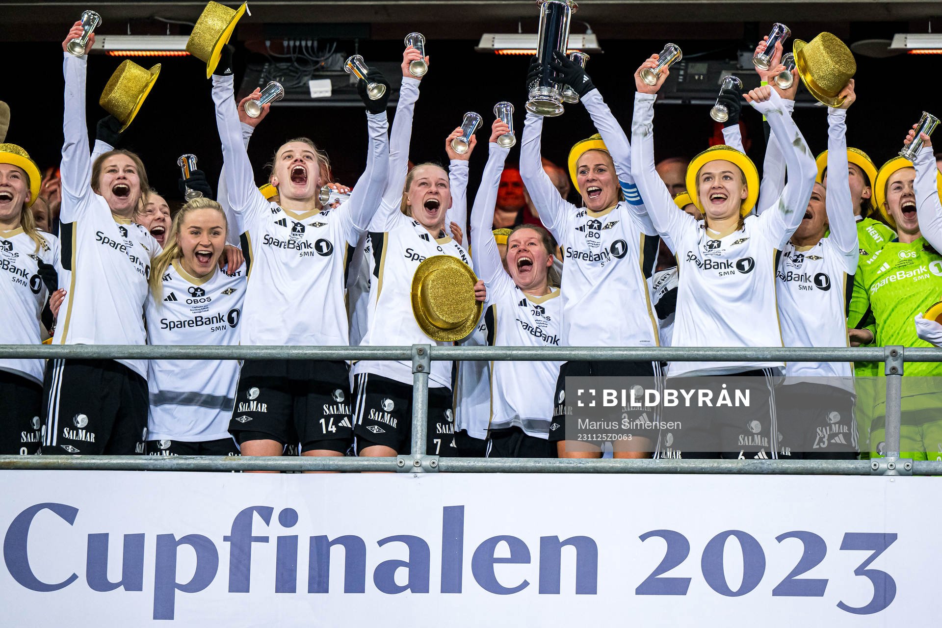 Cesilie Andreassen, Anna Jøsendal, Mathilde Harviken,