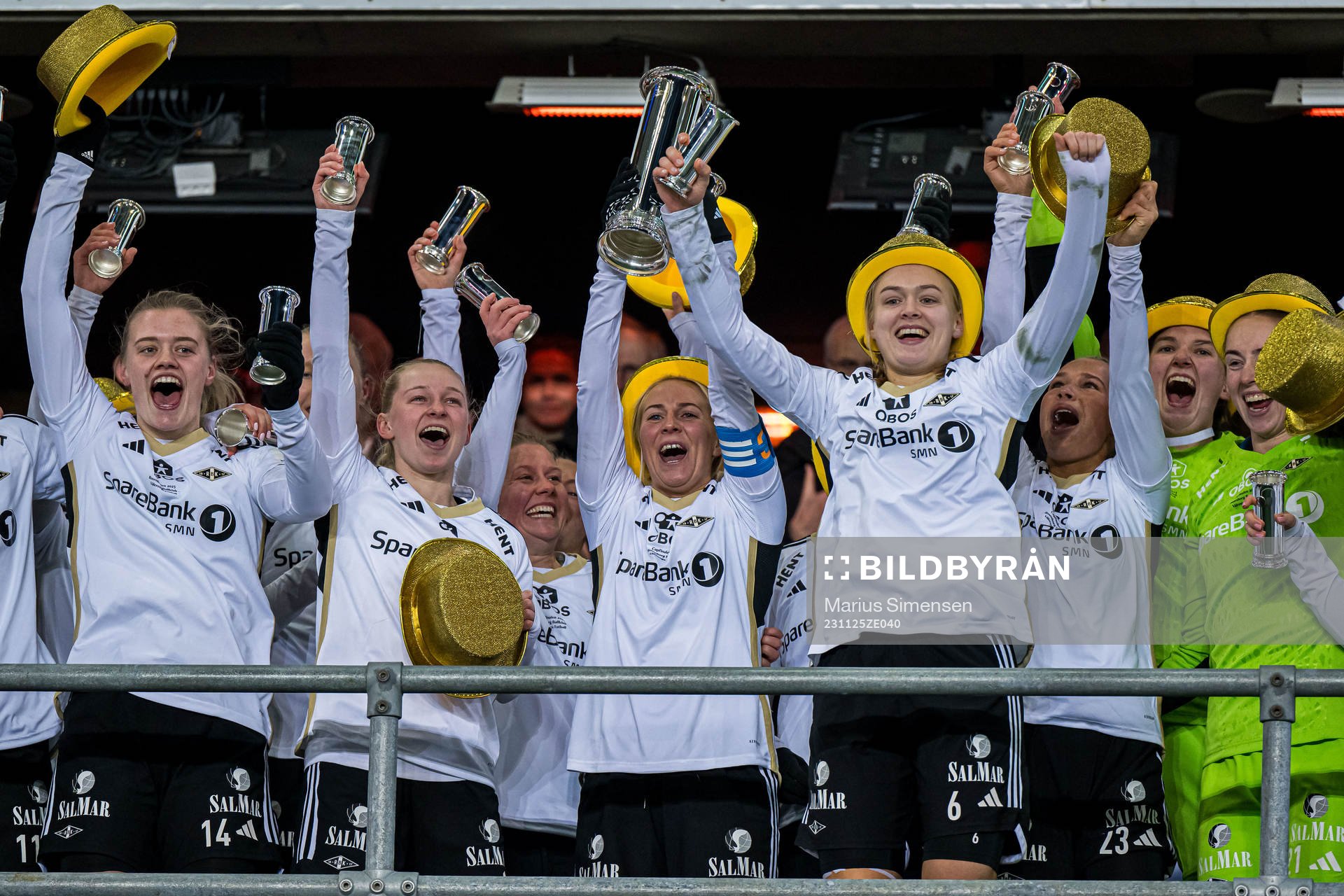 Players of Rosenborg celebrates