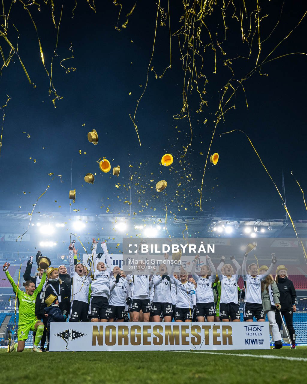 Players of Rosenborg celebrates