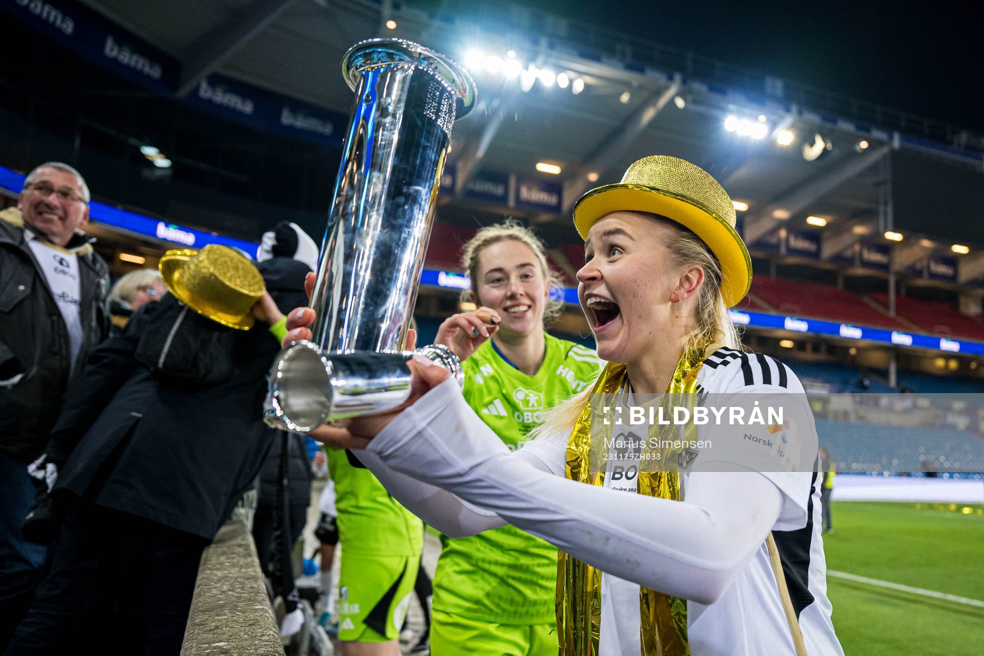 Anna Jøsendal of Rosenborg celebrates with the trophy