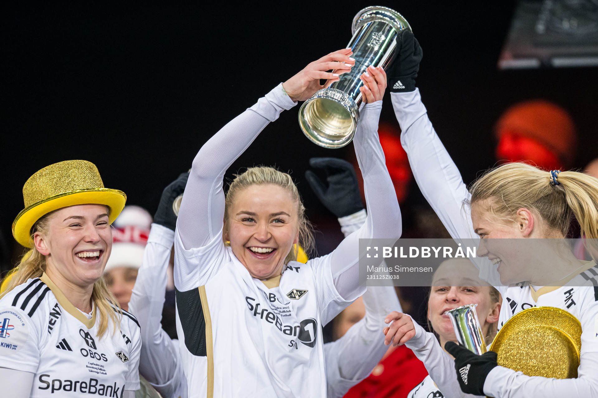 Emilie Nautnes, Anna Jøsendal and Mathilde Harviken of