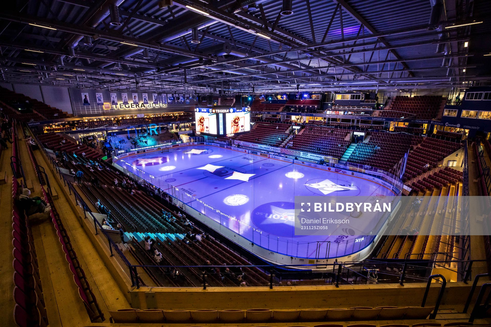 Tegera Arena innan ishockeymatchen i SHL mellan Leksand och