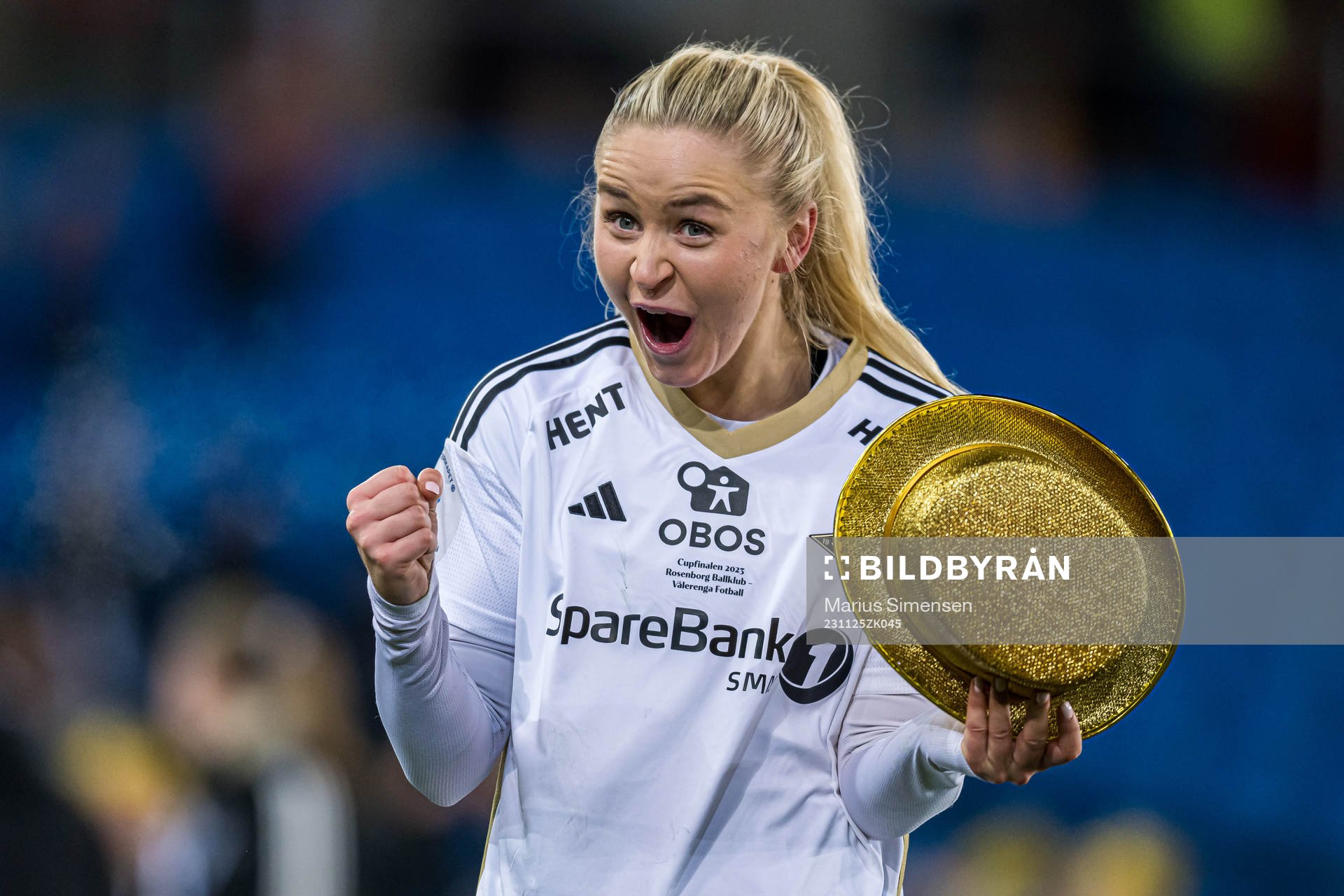 Anna Jøsendal of Rosenborg celebrates with the trophy