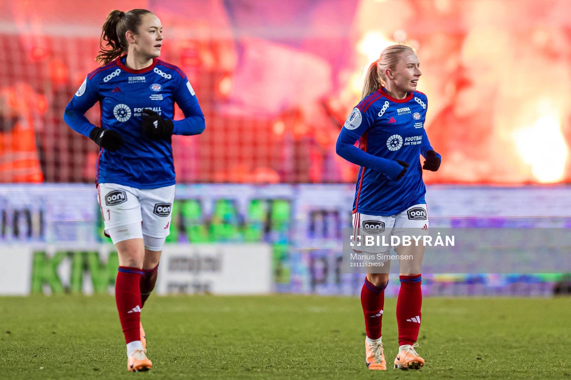 Janni Thomsen and Thea Bjelde of Vålerenga during the cup final between Rosenborg and Vålerenga on November 25, 2023 in Oslo.