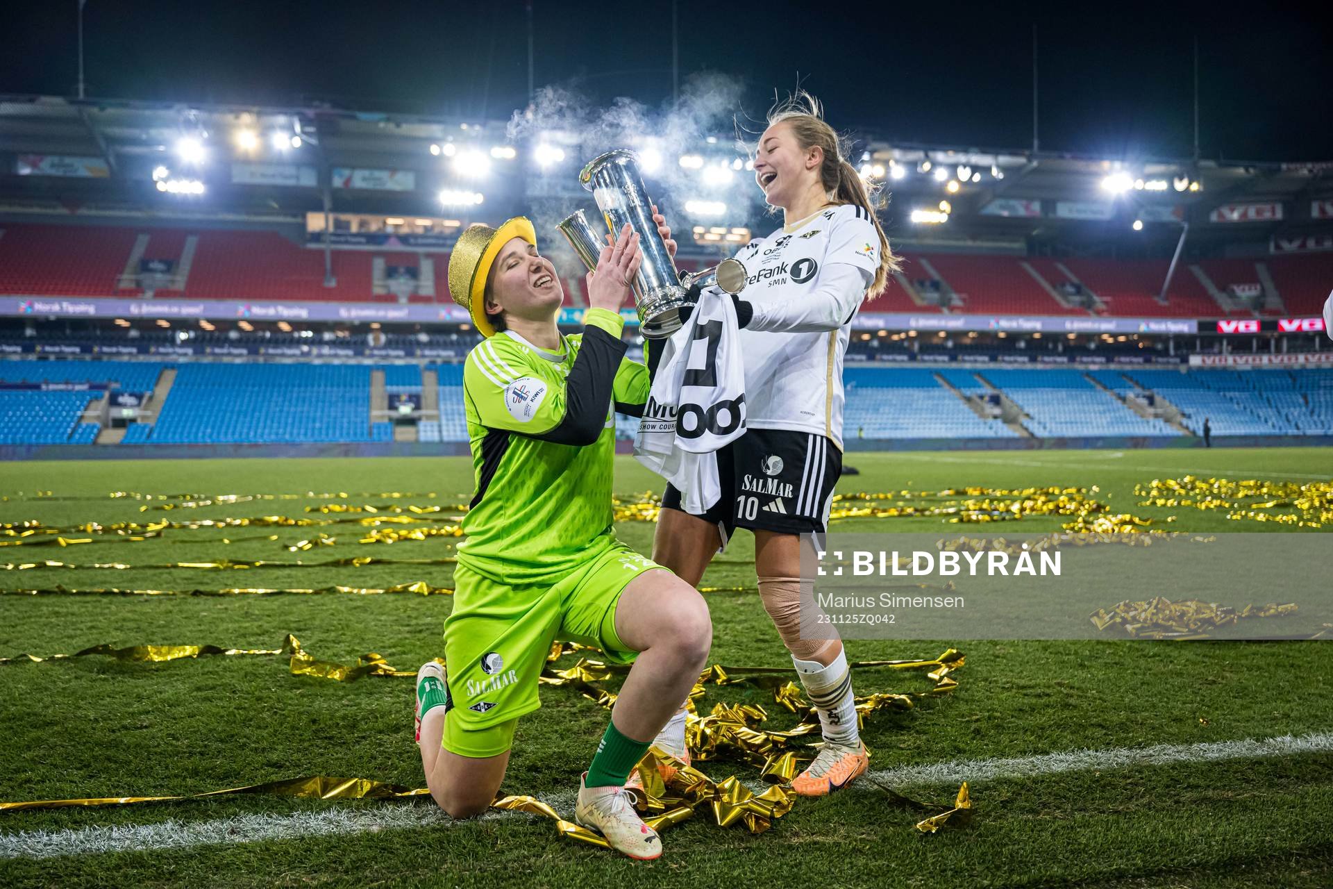 Lene Christensen and Camilla Linberg of Rosenborg
