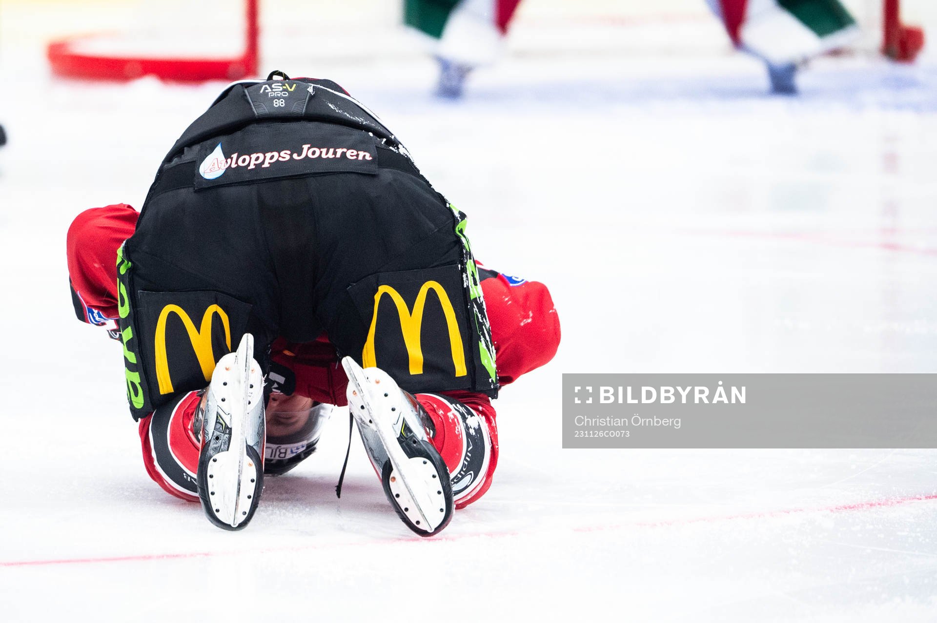 Malmö Redhawks Janne Kuokkanen har ont