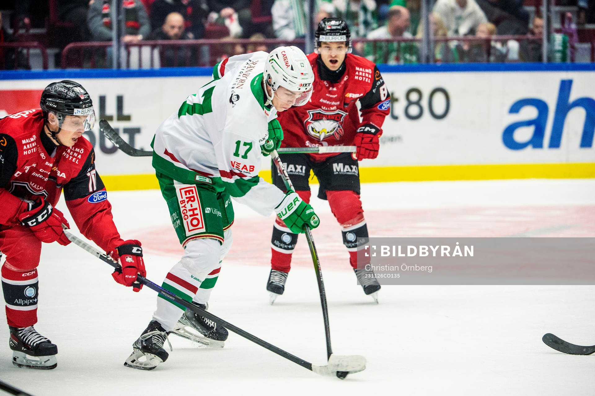 Rögles Simon Zether mot Malmö Redhawks William Von