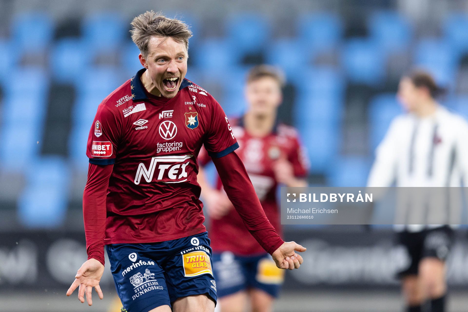 Örgrytes Viktor Lundberg jublar