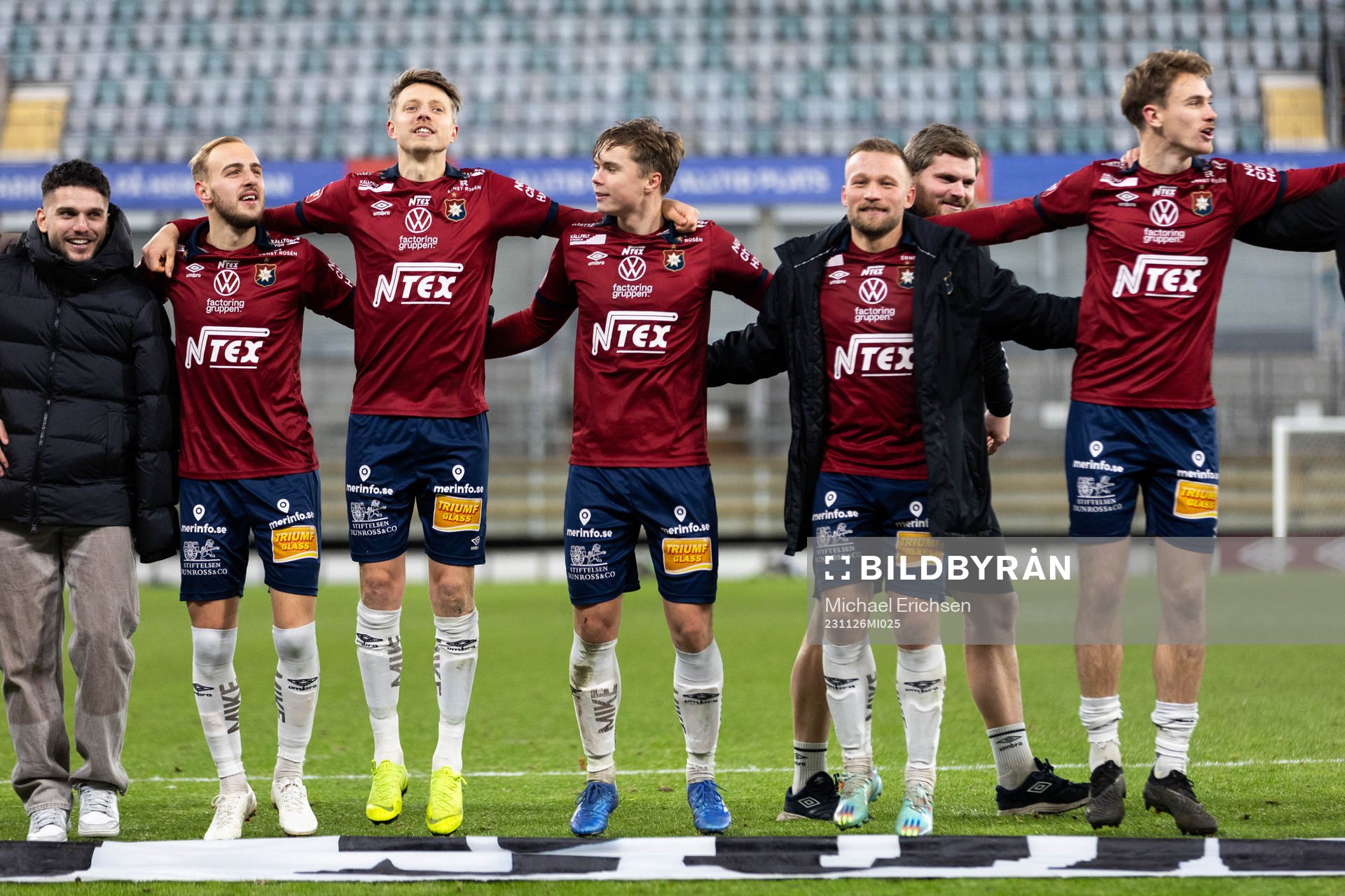 Örgrytes spelare jublar