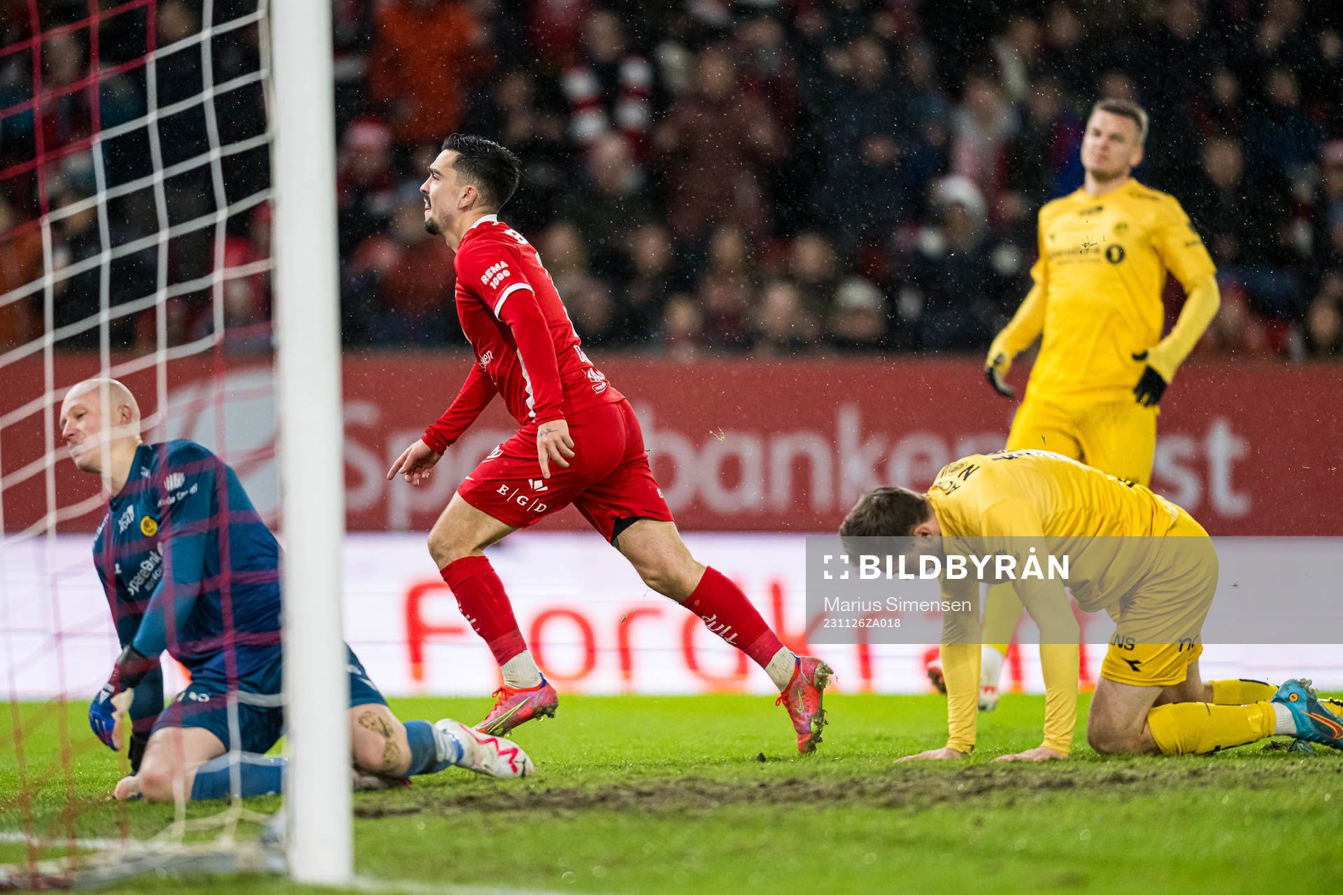 Niklas Castro of Brann celebrates