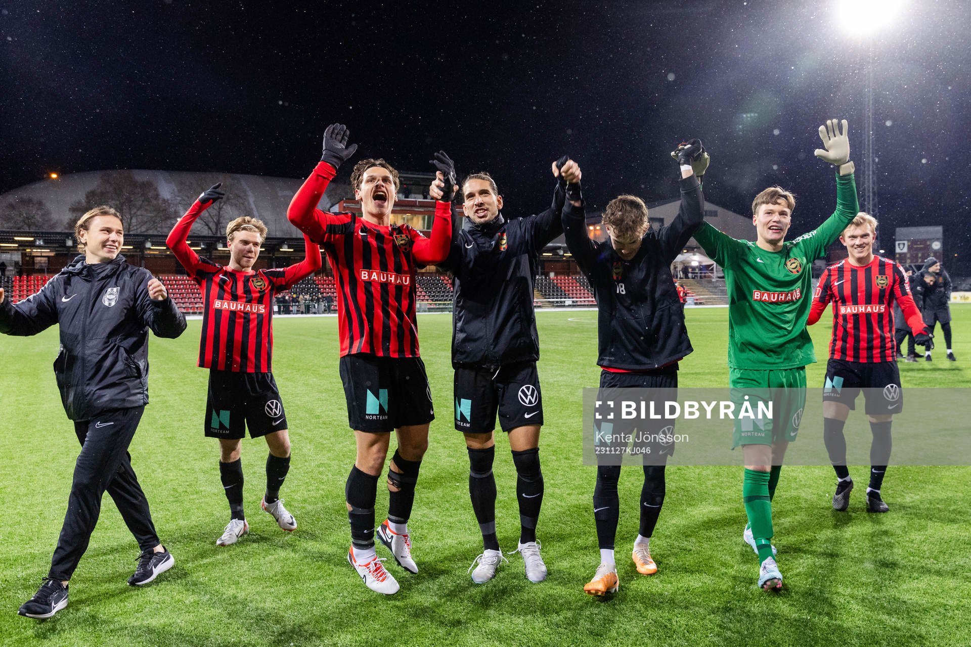 Brommapojkarnas Kevin Ackermann, Nikola Vasic, Alexander