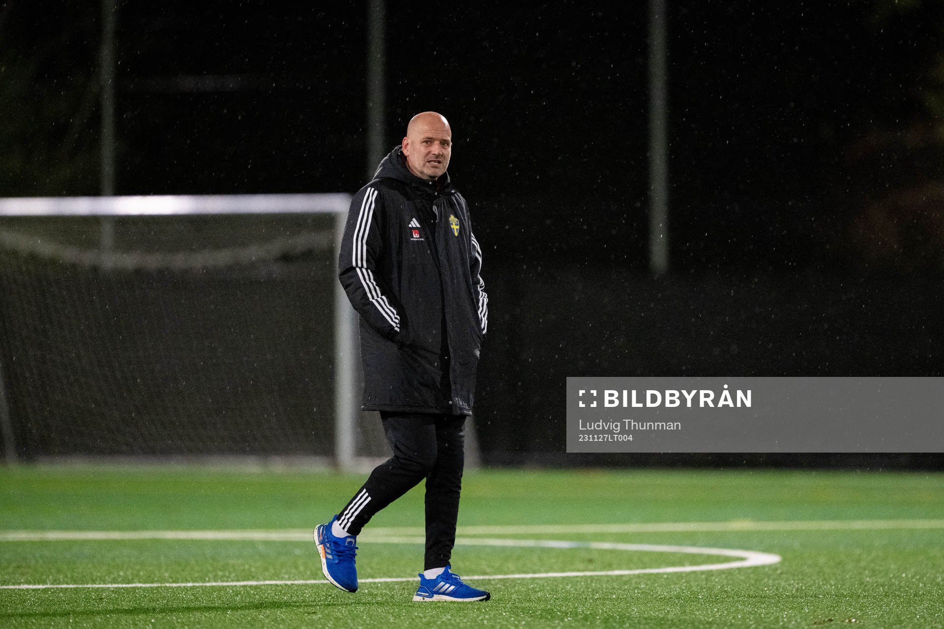 Assistant coach Magnus Wikman of Sweden