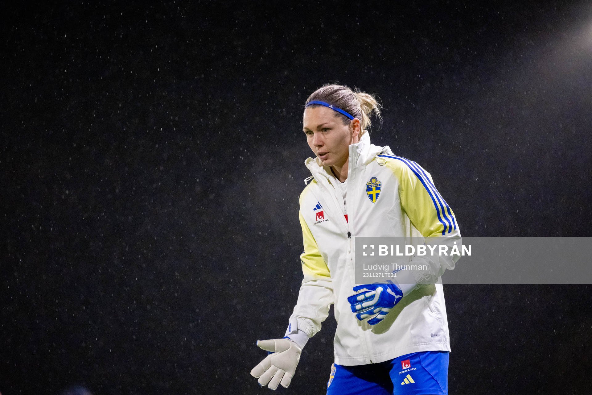 Goalkeeper Jennifer Falk