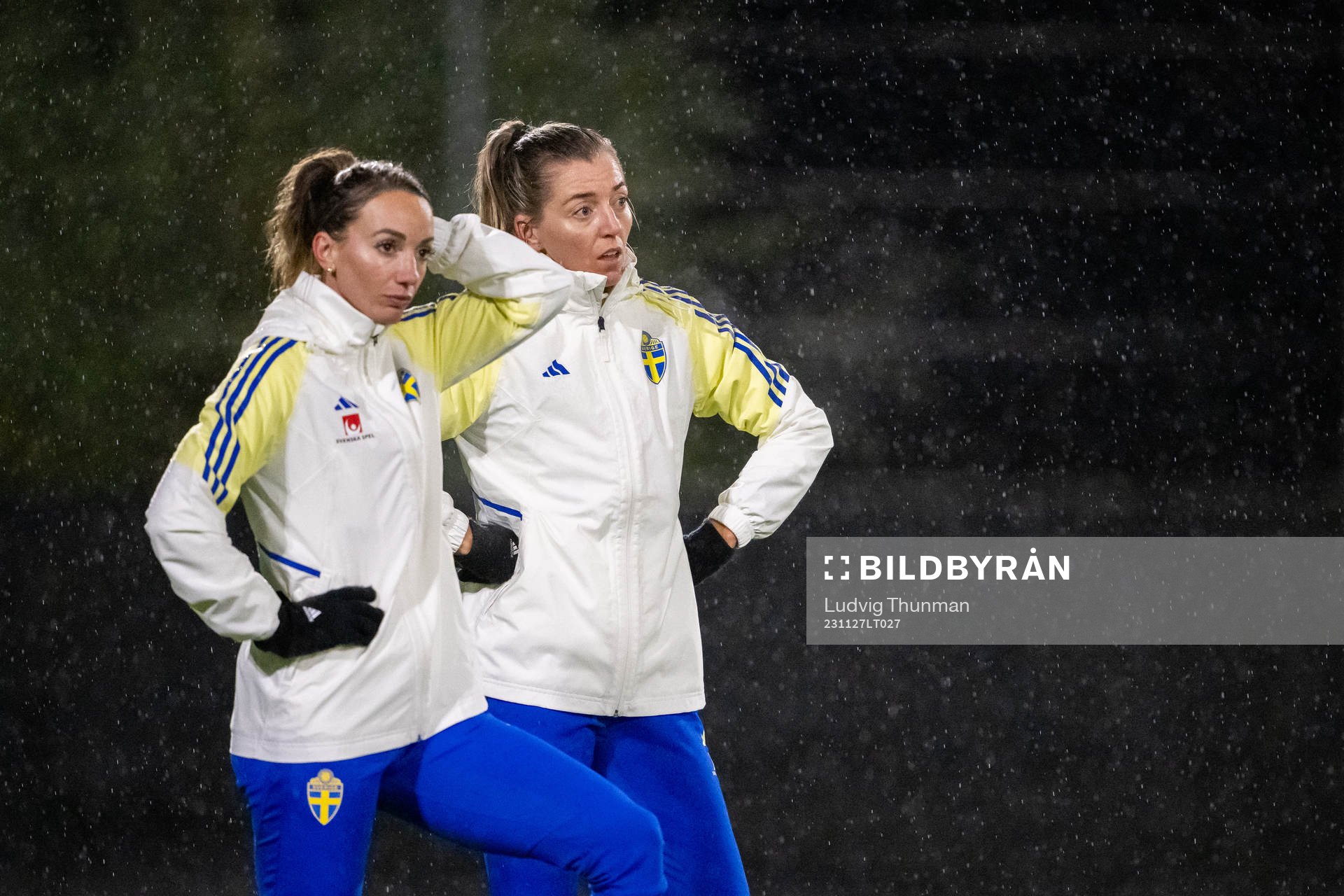 Kosovare Asllani and Linda Sembrant